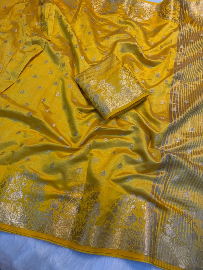 Soft Tusser silk saree with Chit Pallu Saree With Running Blouse