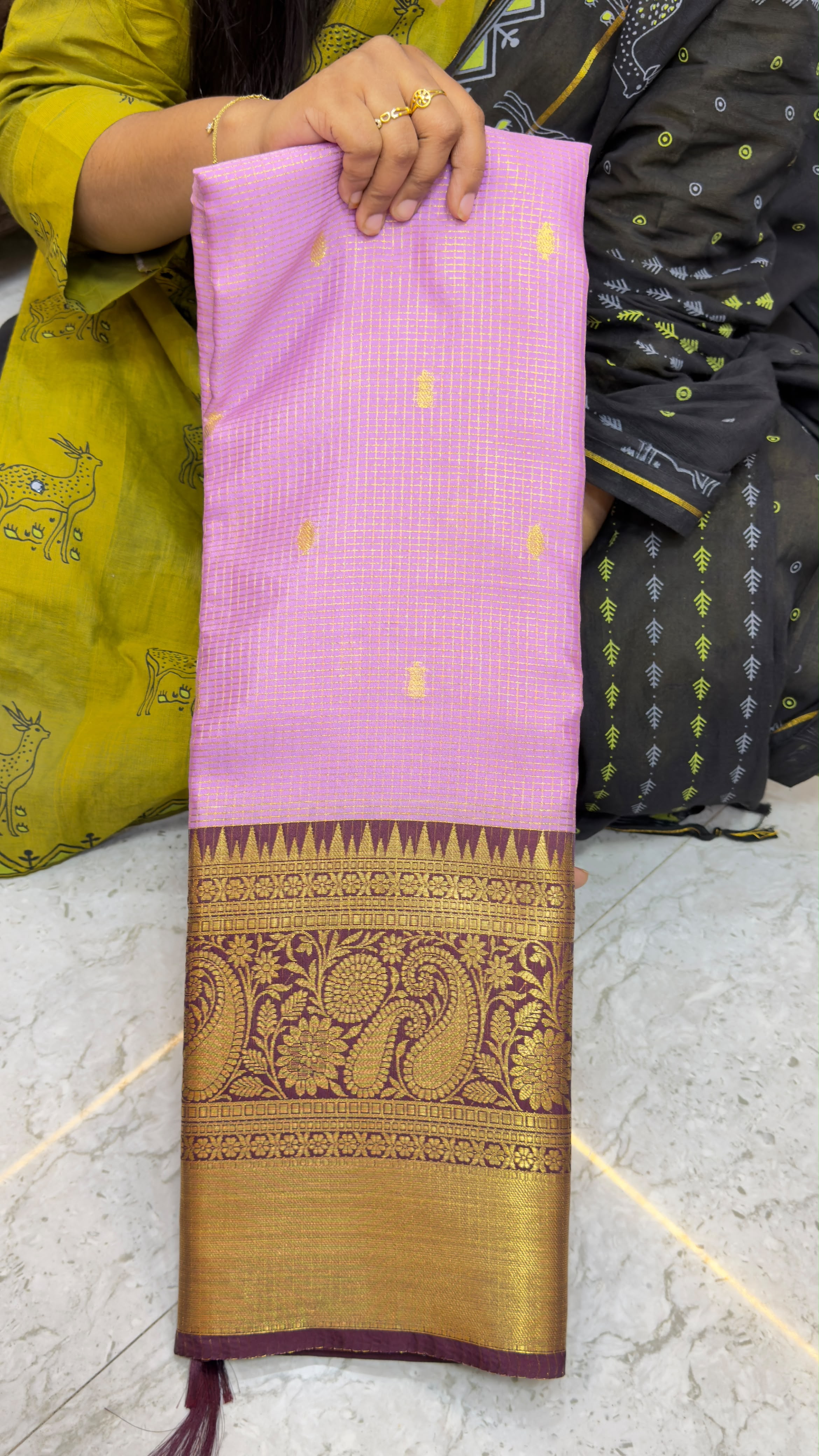 Banarasi vintage chexs