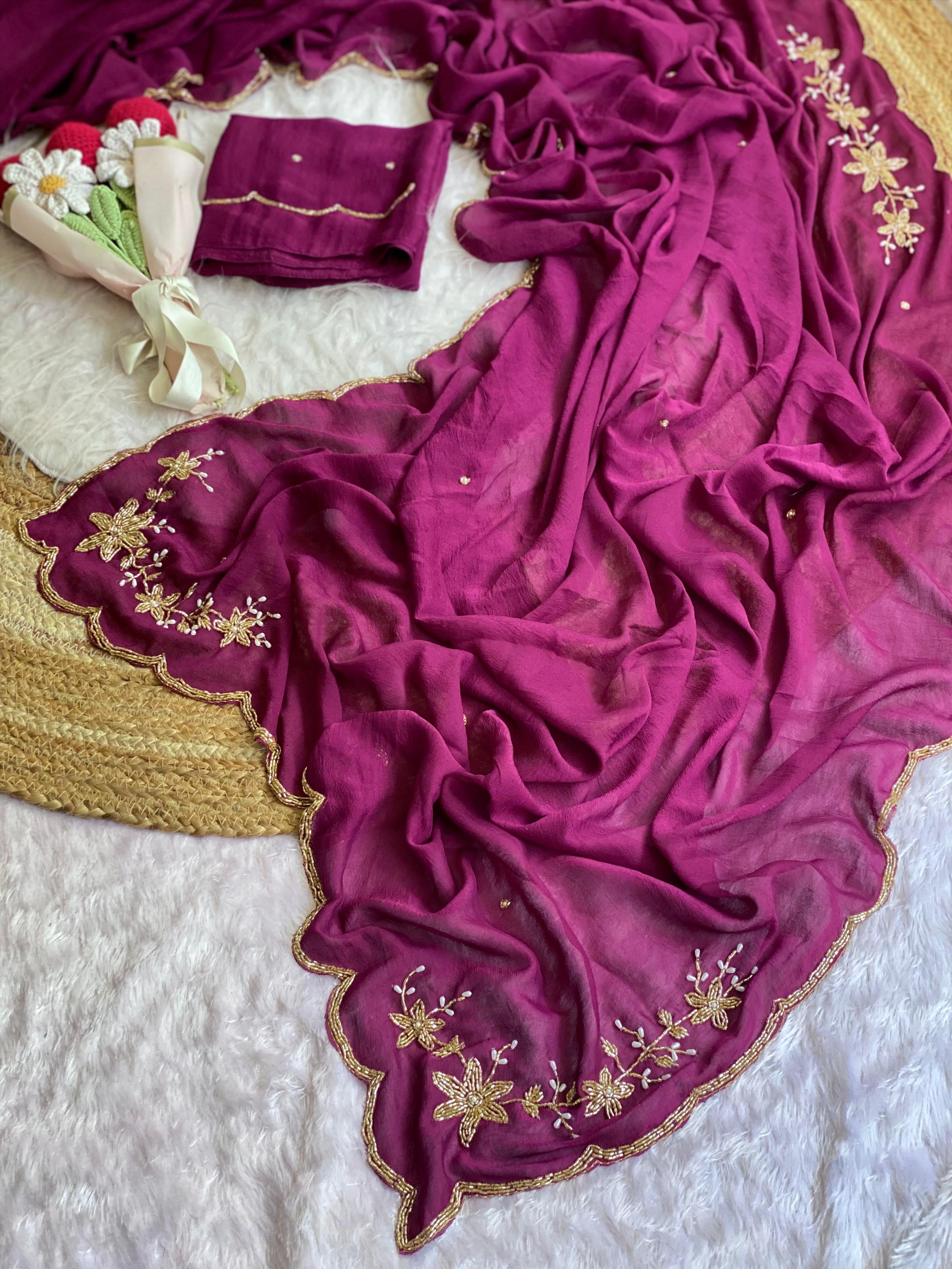 Soft Crush Silk Saree With Premium Handwork(NON-STORE)
