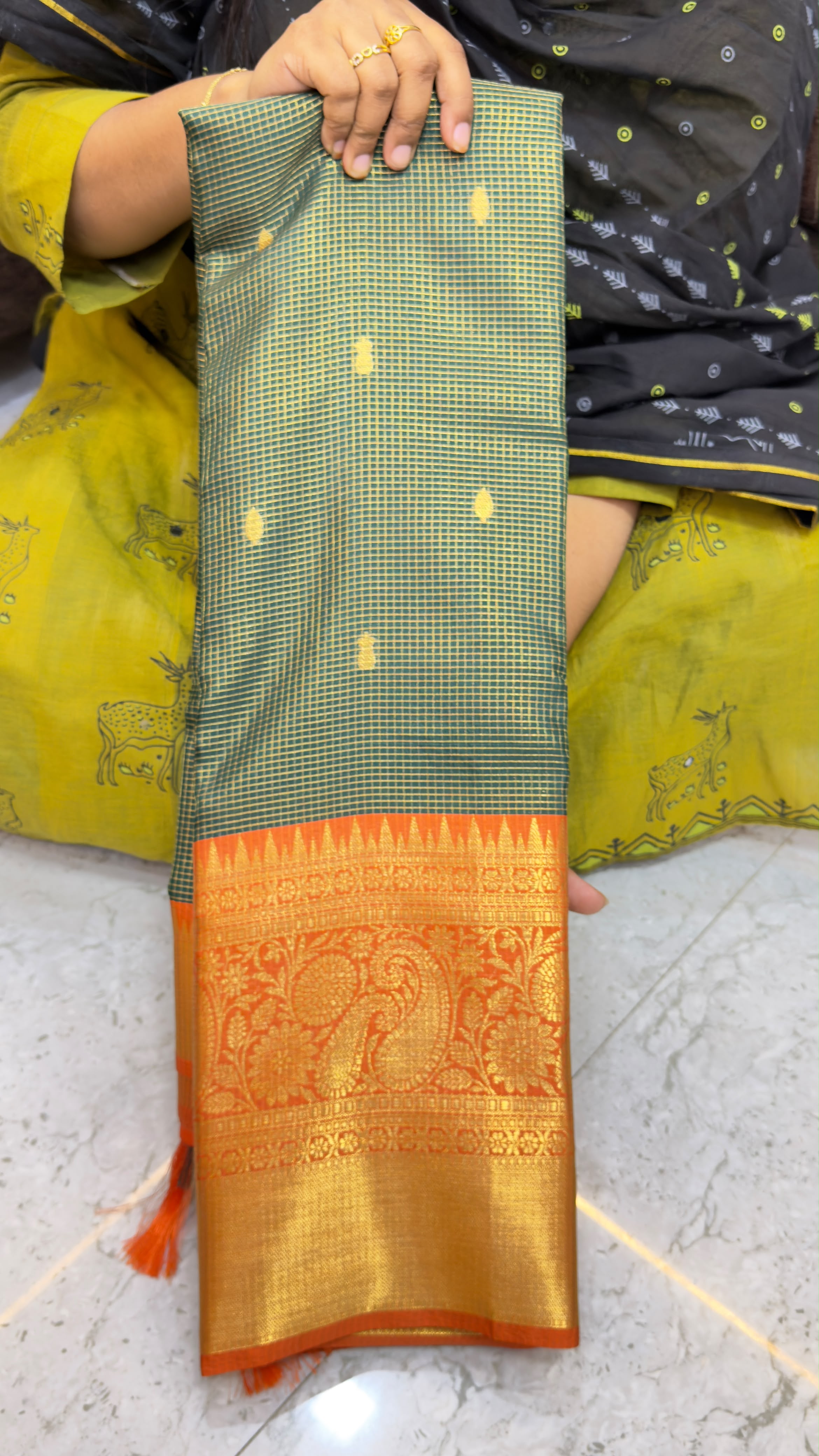 Banarasi vintage chexs