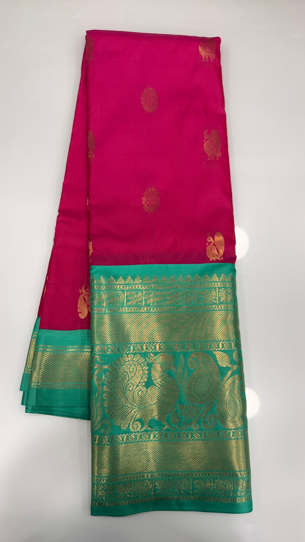 Soft Gadwal pattu saree