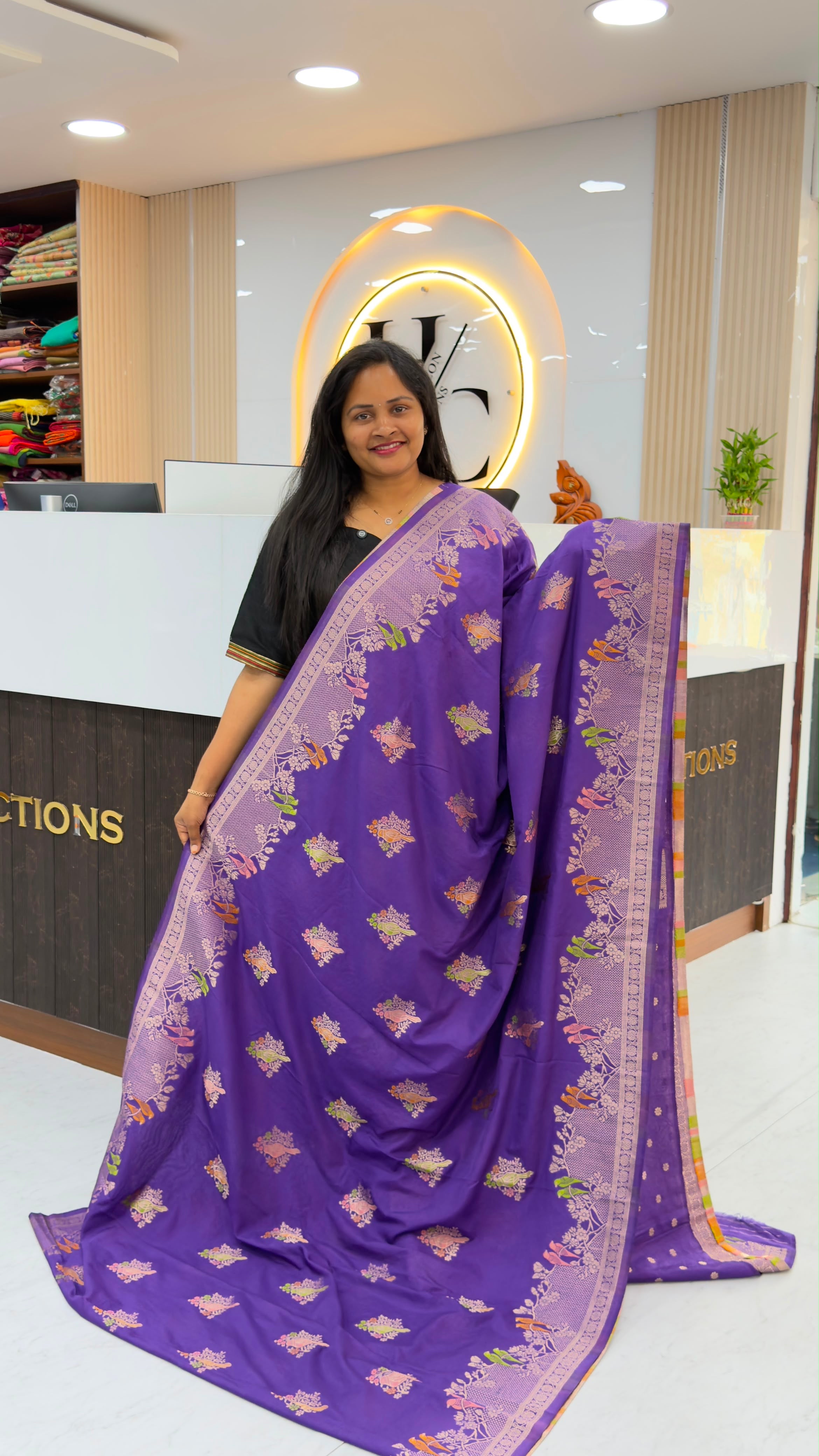 Banarasi Georgette with Meenakari design
