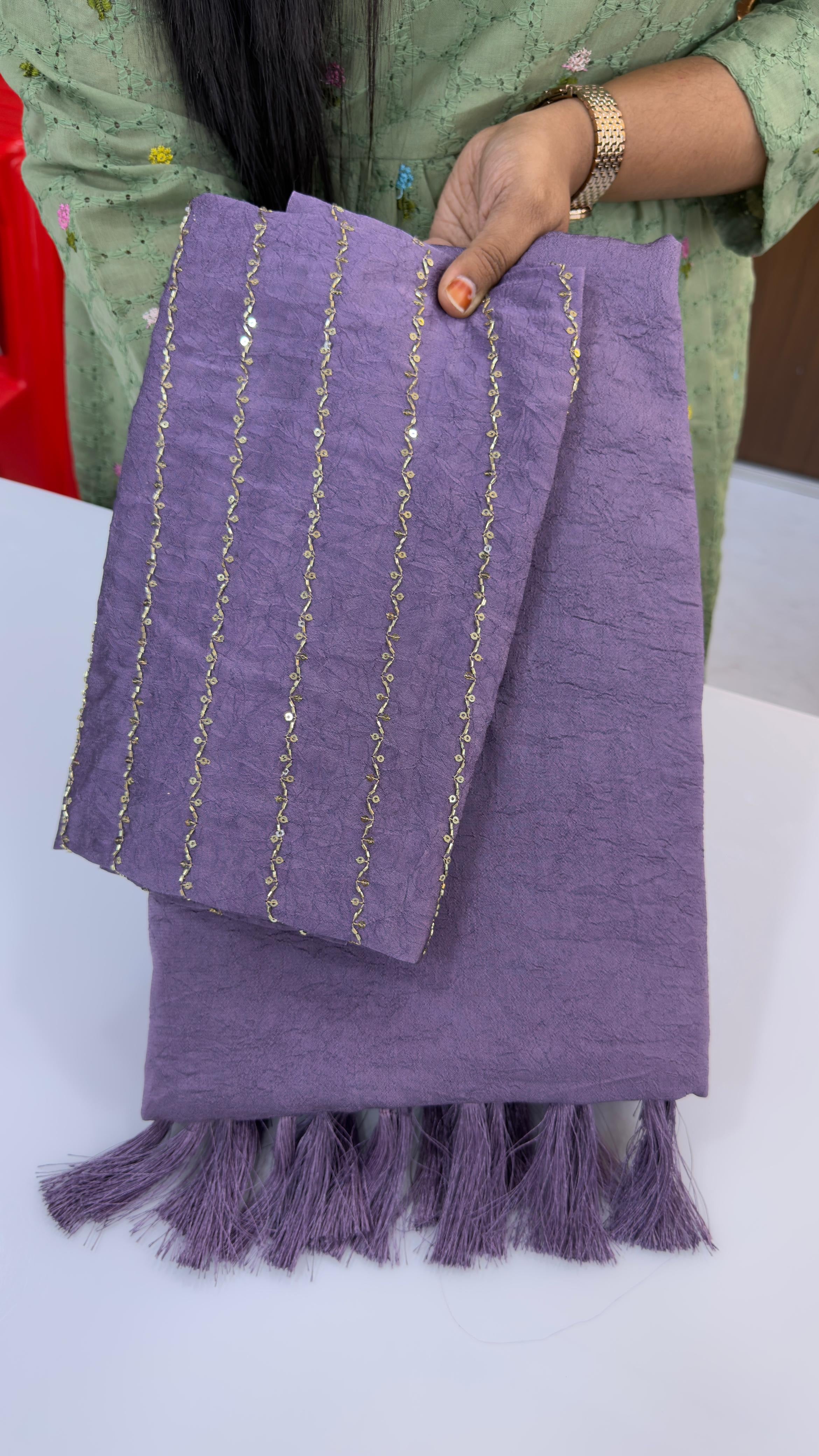 Wrinkle crush party wear saree