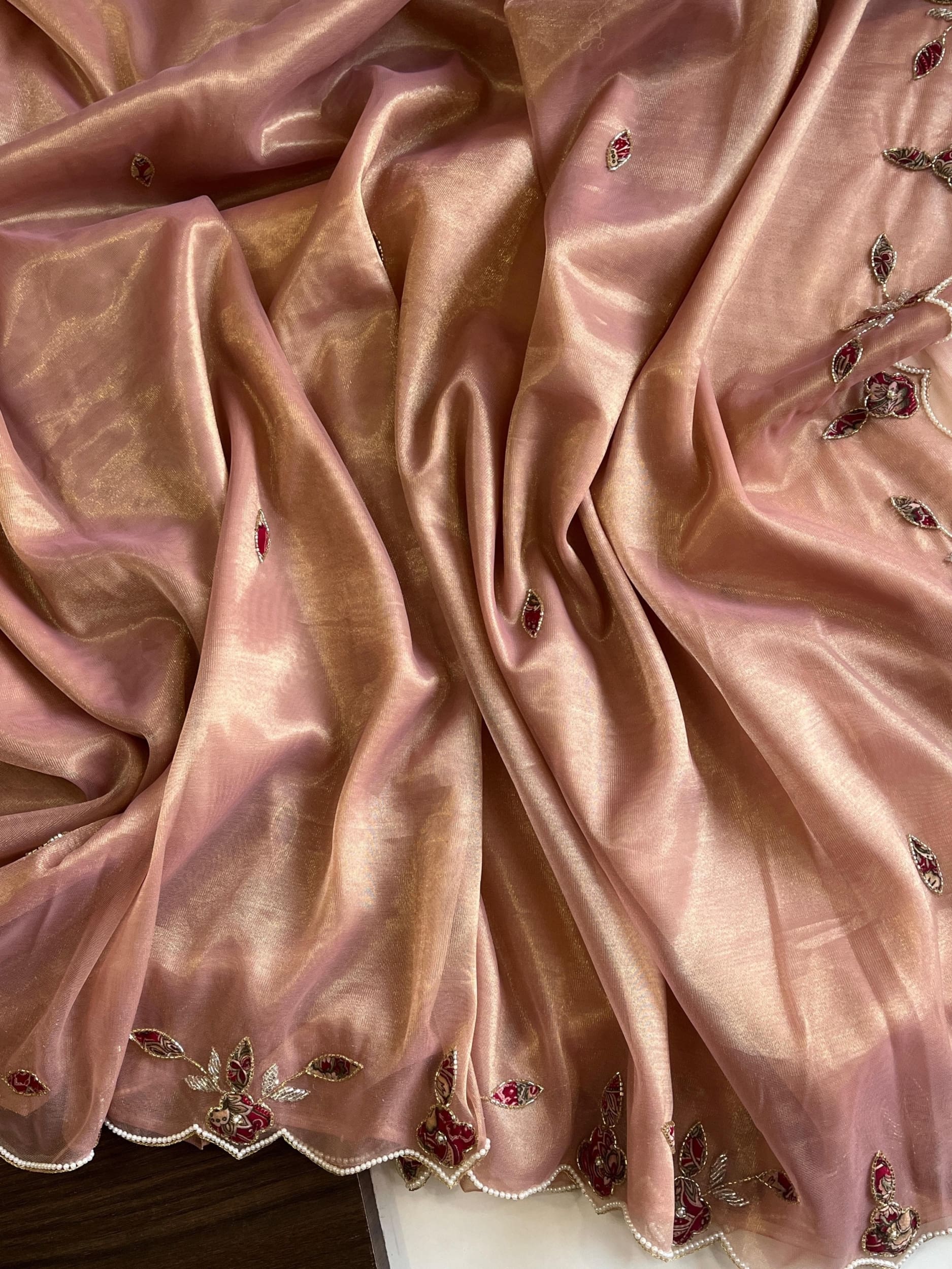 Tail Net Saree