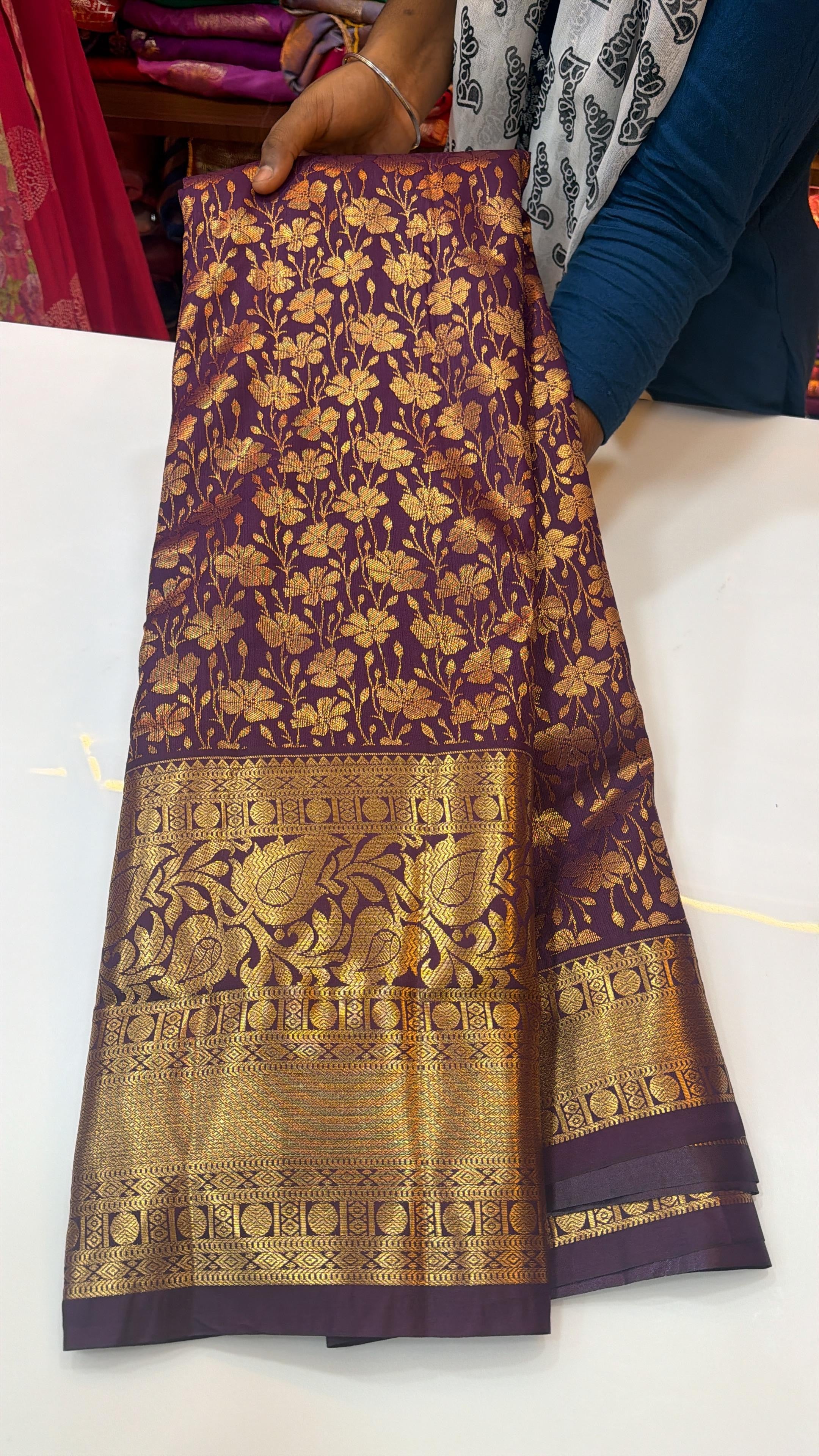 Semi Kanchi pattu