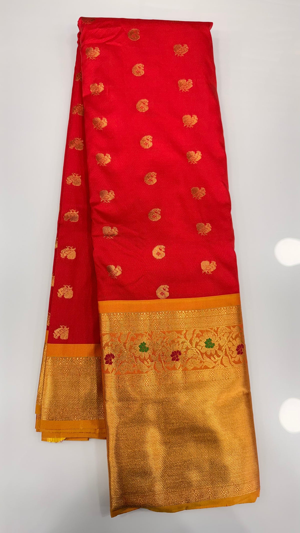 Soft Gadwal pattu saree