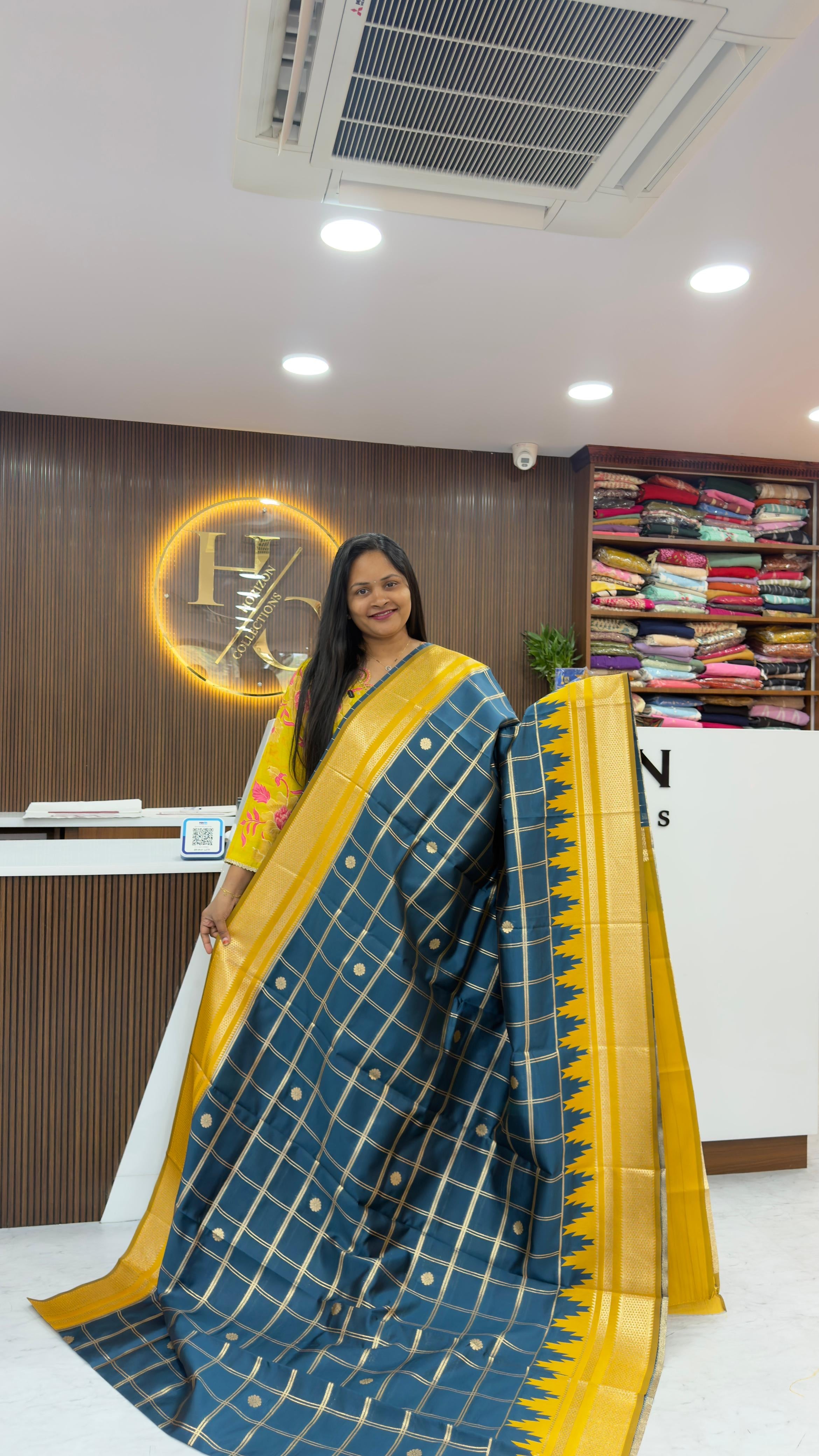 Vintage style Semi Gadwal pattern sarees