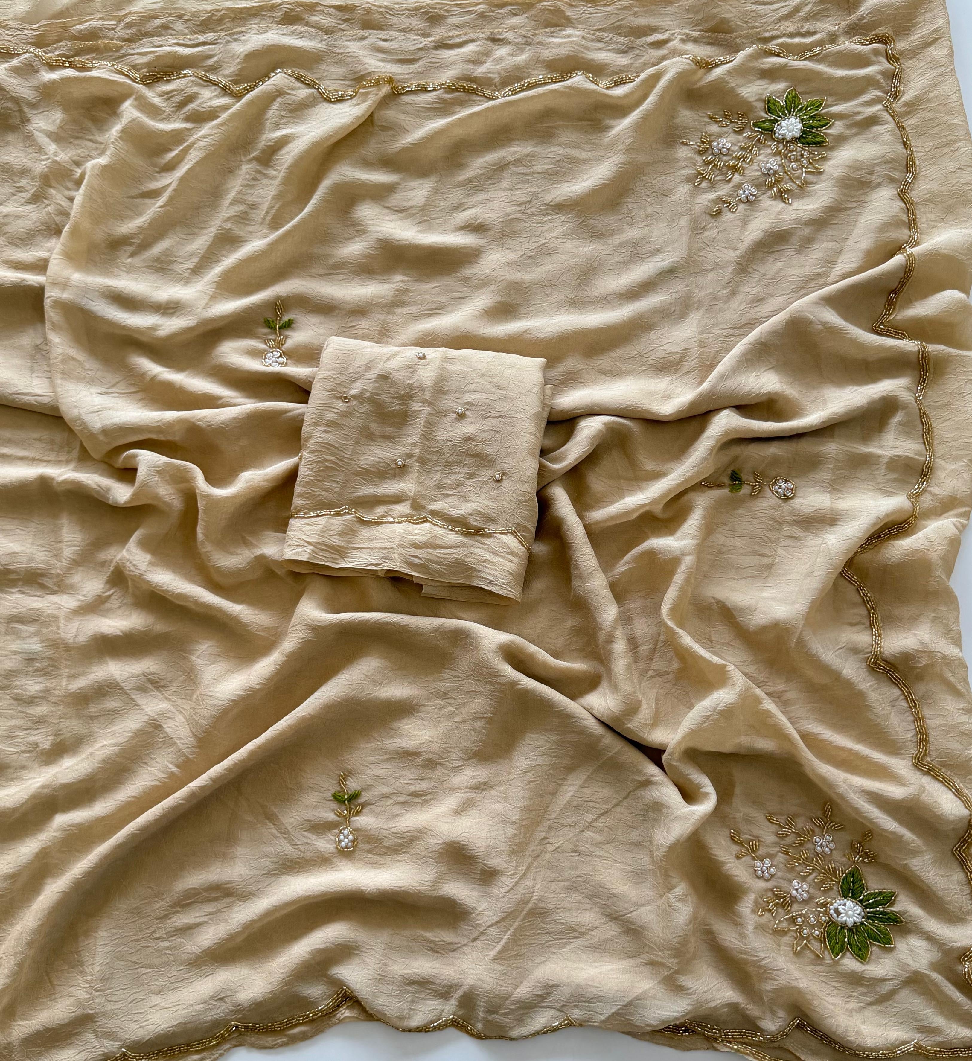 Soft crush rangoli saree with beautiful handwork all over and running blouse with handwork(NON-STORE)