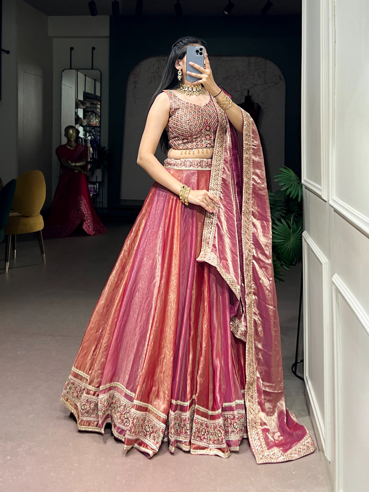 Premium party wear lehenga(NON-STORE)