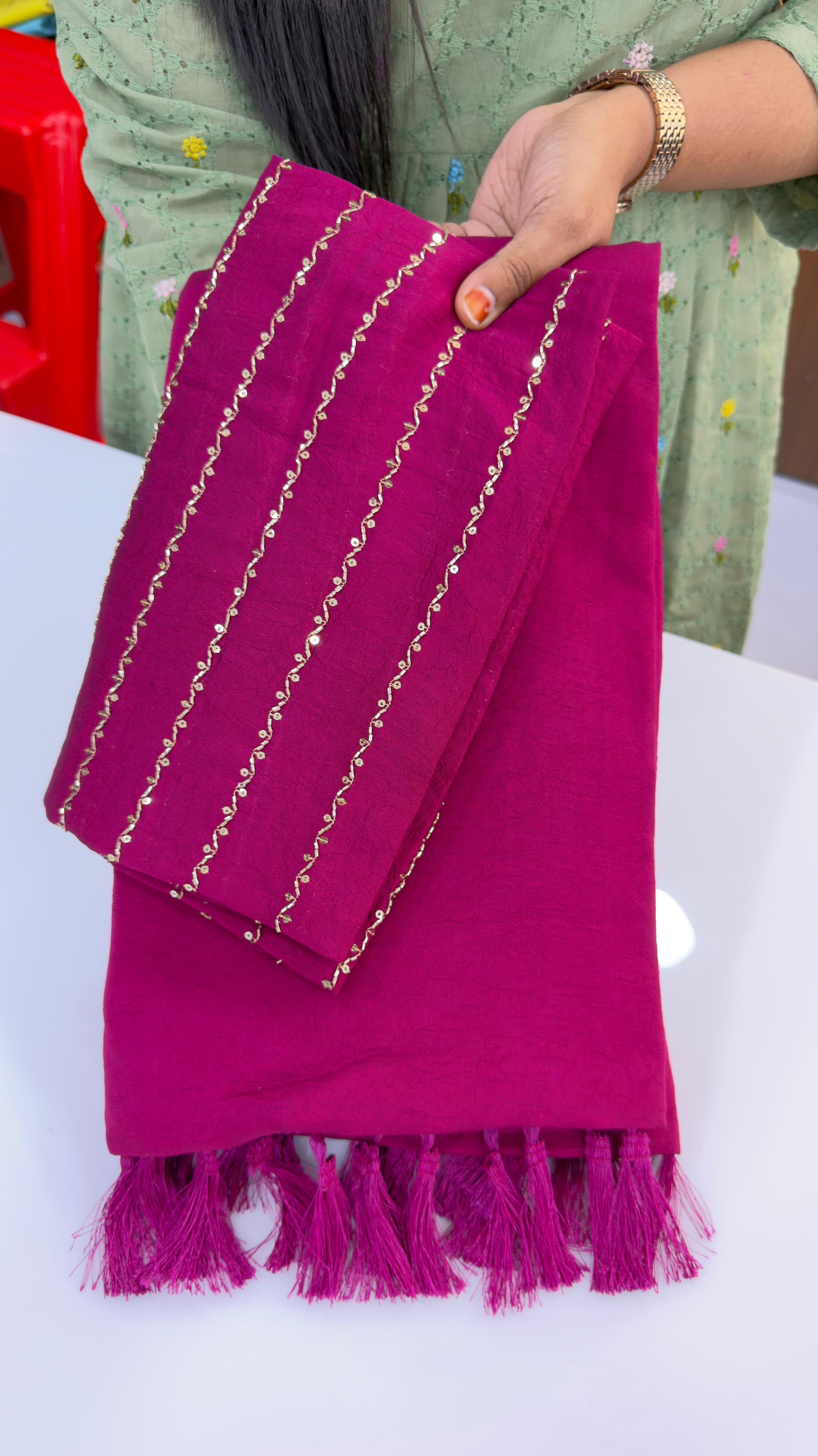 Wrinkle crush party wear saree