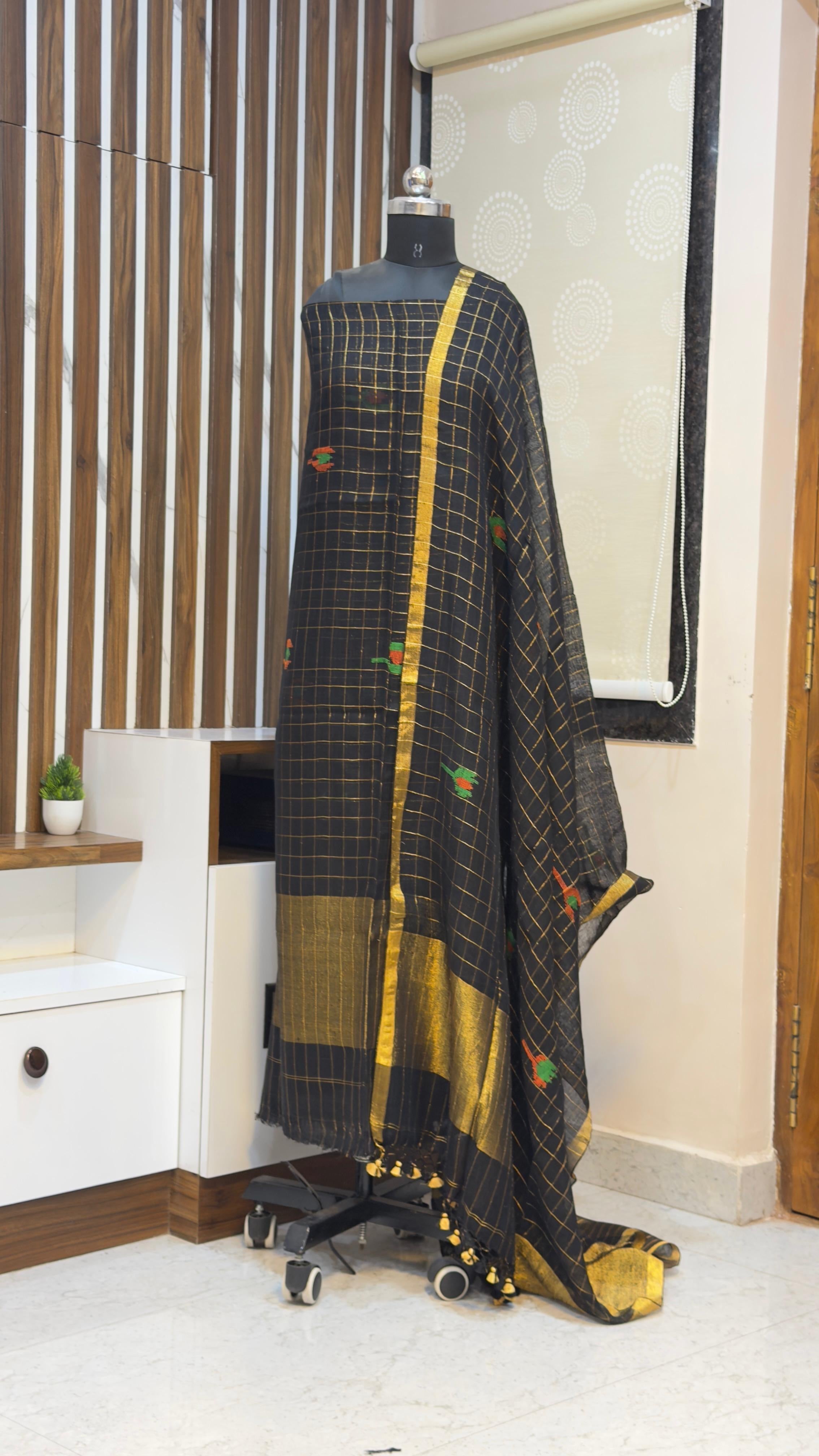Handloom Lenin Jamdhani Dress materials