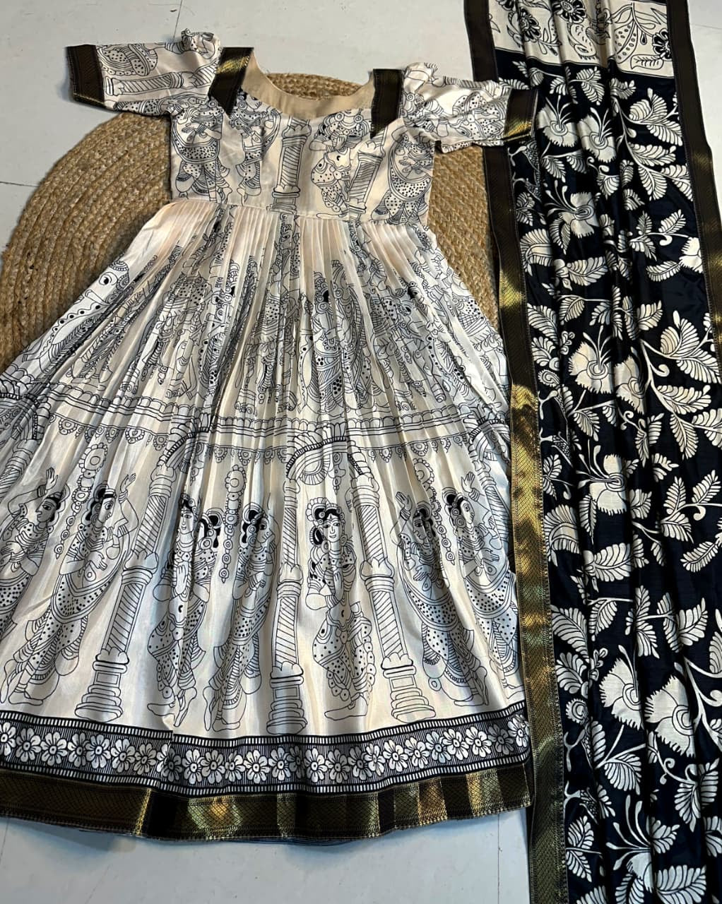 Dress Pattern Anarkali Dress From Old Saree Mehendi Green With Black  READYMADE (ONLY TOP AND DUPATTA