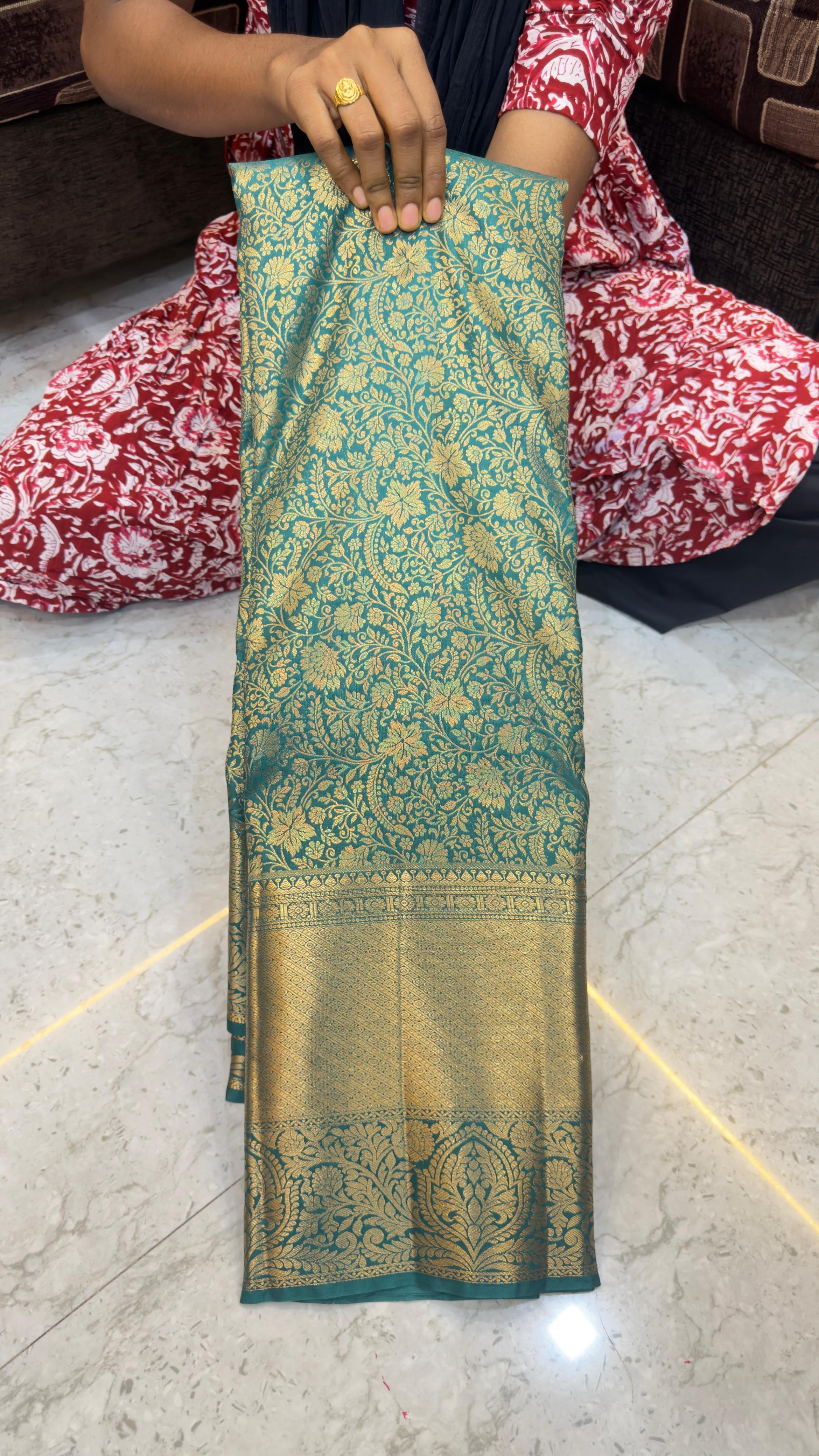 Semi Kanchi pattu