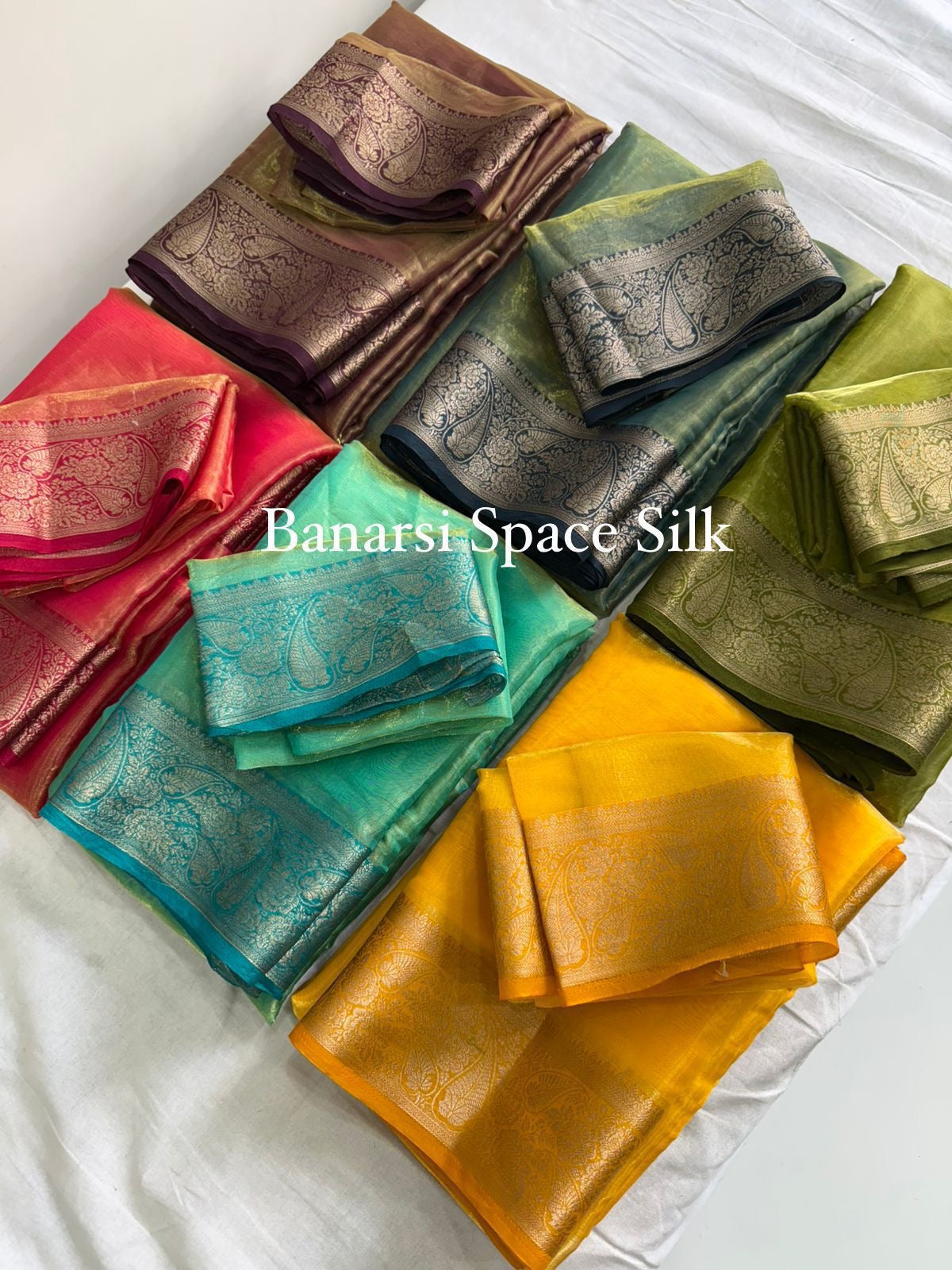 Banarsi Space Silk Saree With Running Blouse & Pallu
