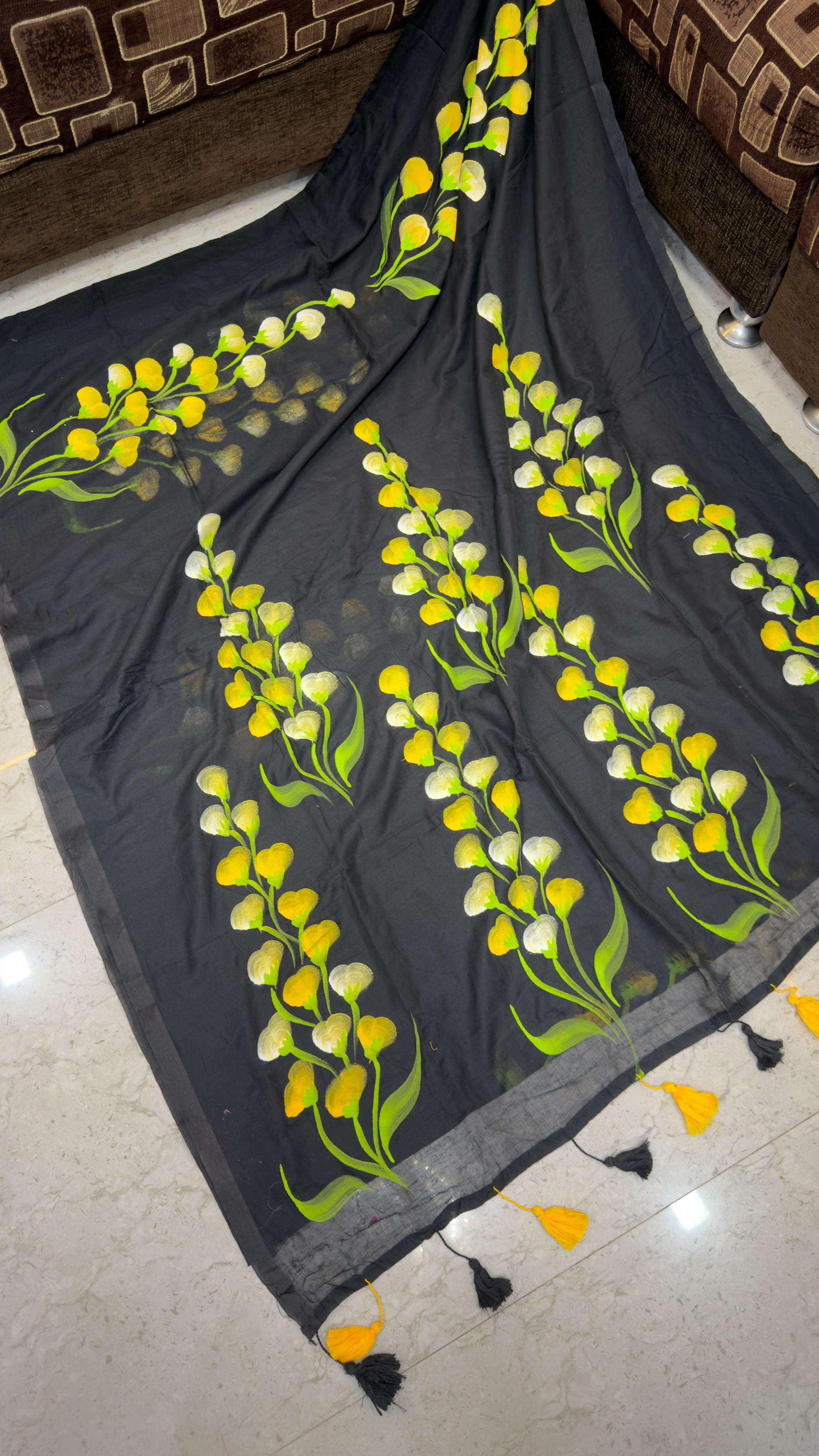 Mull cotton with brush paint