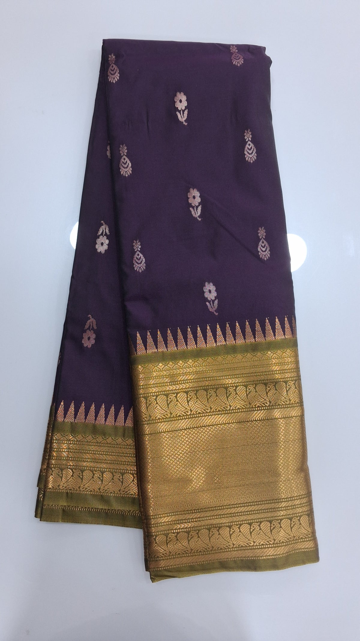 Vintage Gadwal Soft semi Pattu sarees