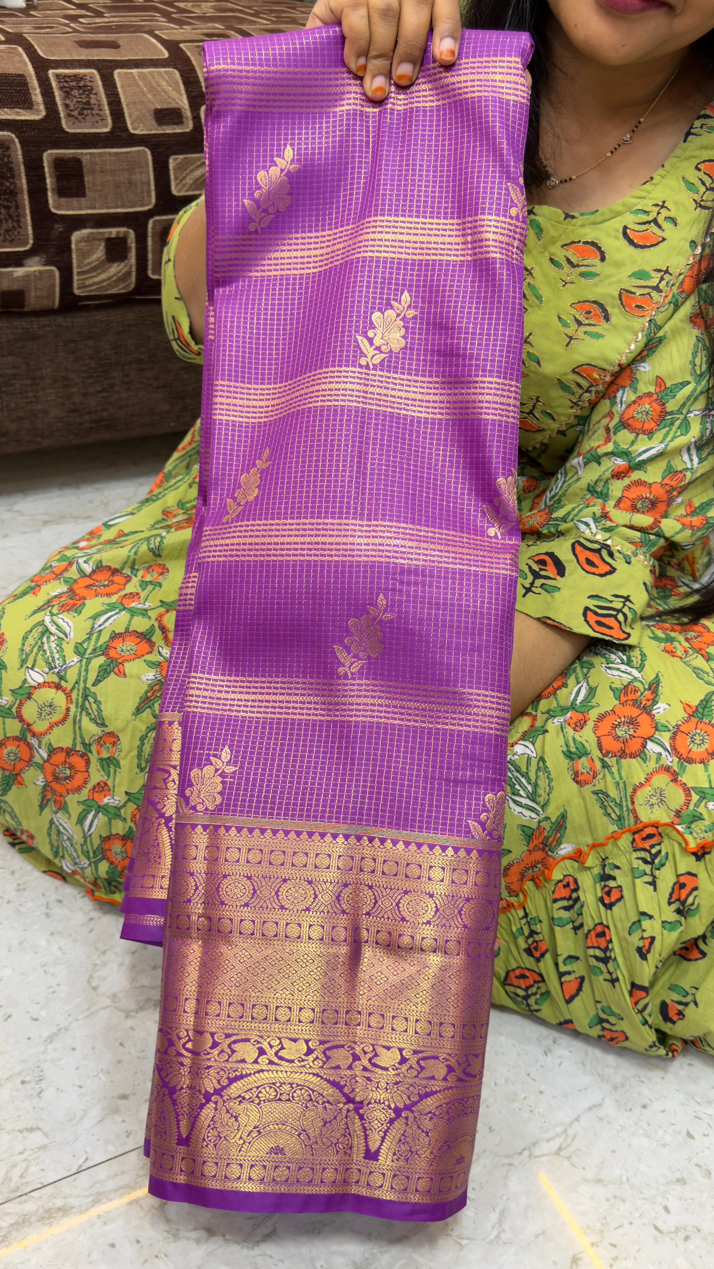 Semi Kanchi Pattu