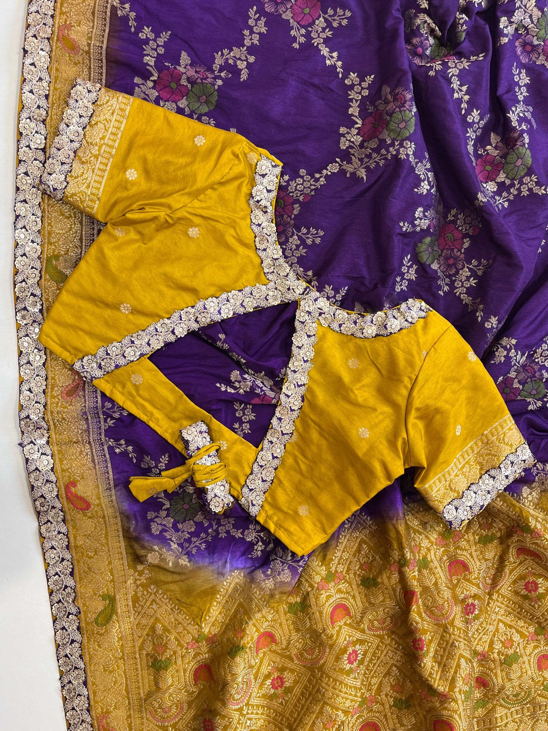 Dual shade Banarasi Pattu
