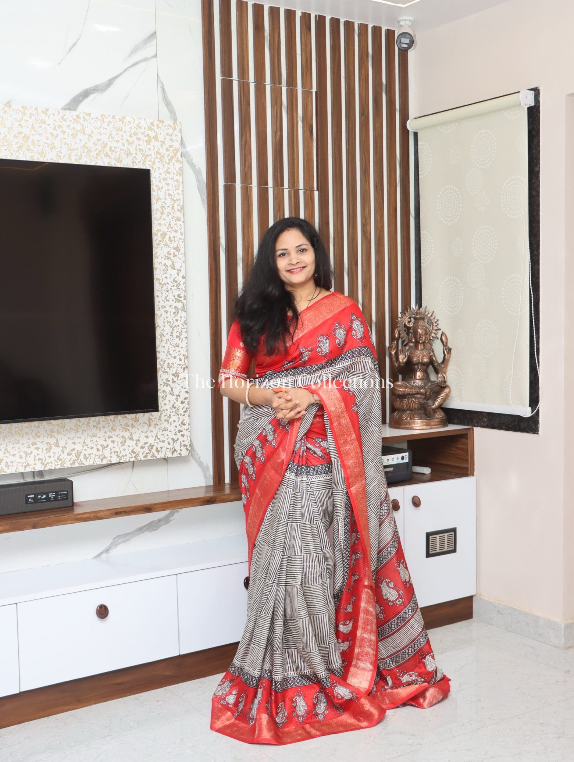 Dola with Zig Zag Patterns