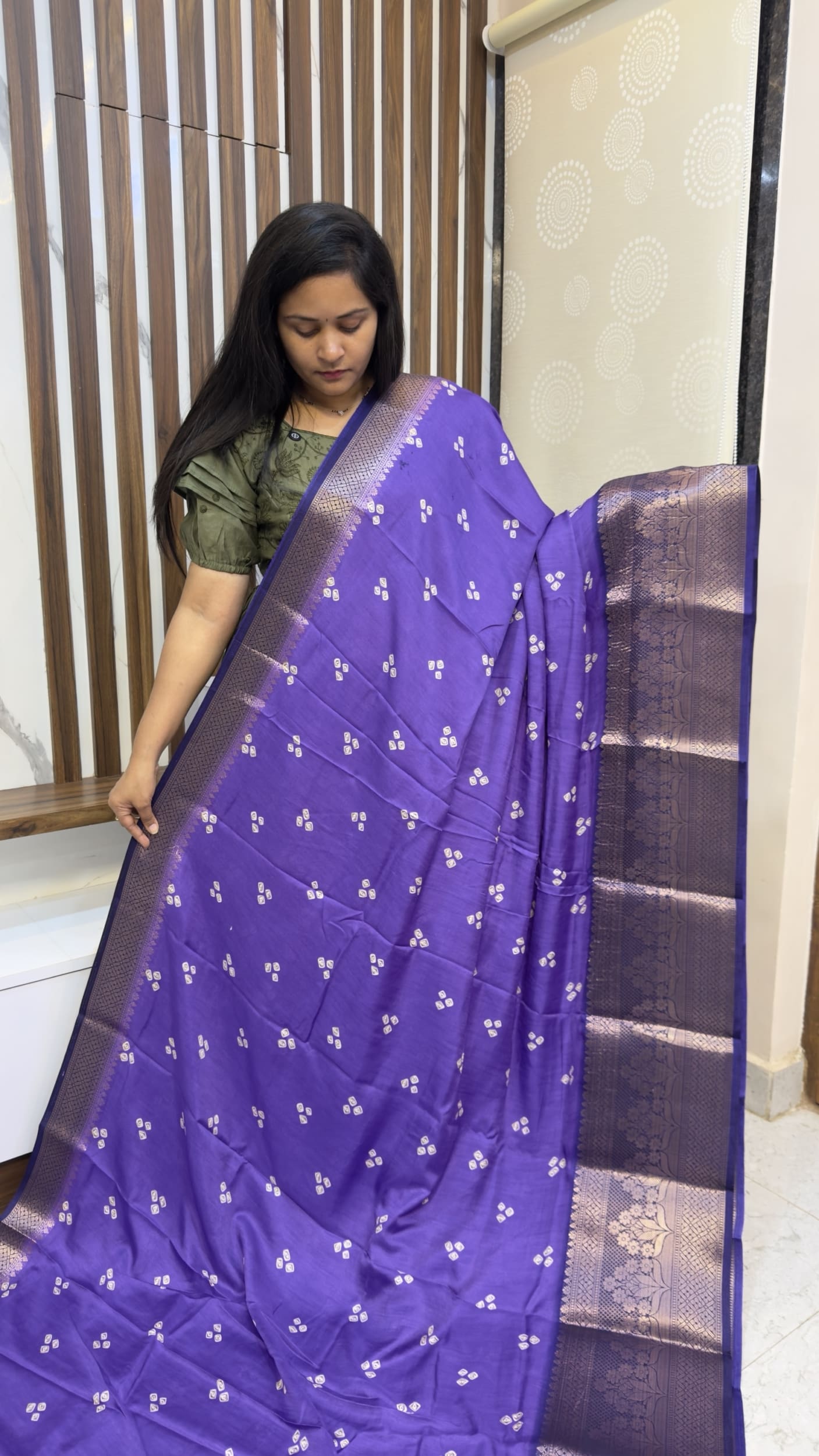 Bandhini Dola silk with kanjivaram borders