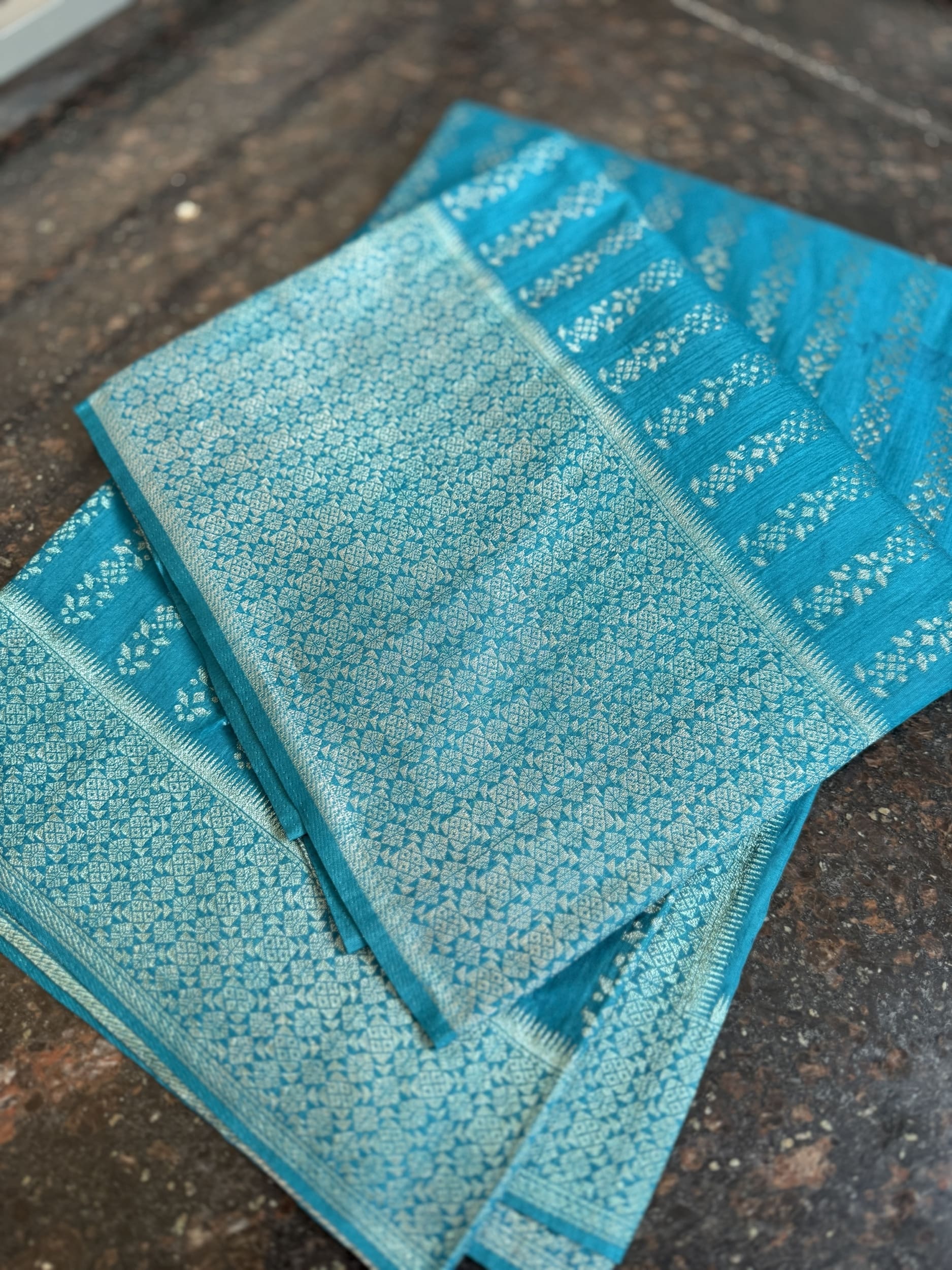 Tussar Banarasi
