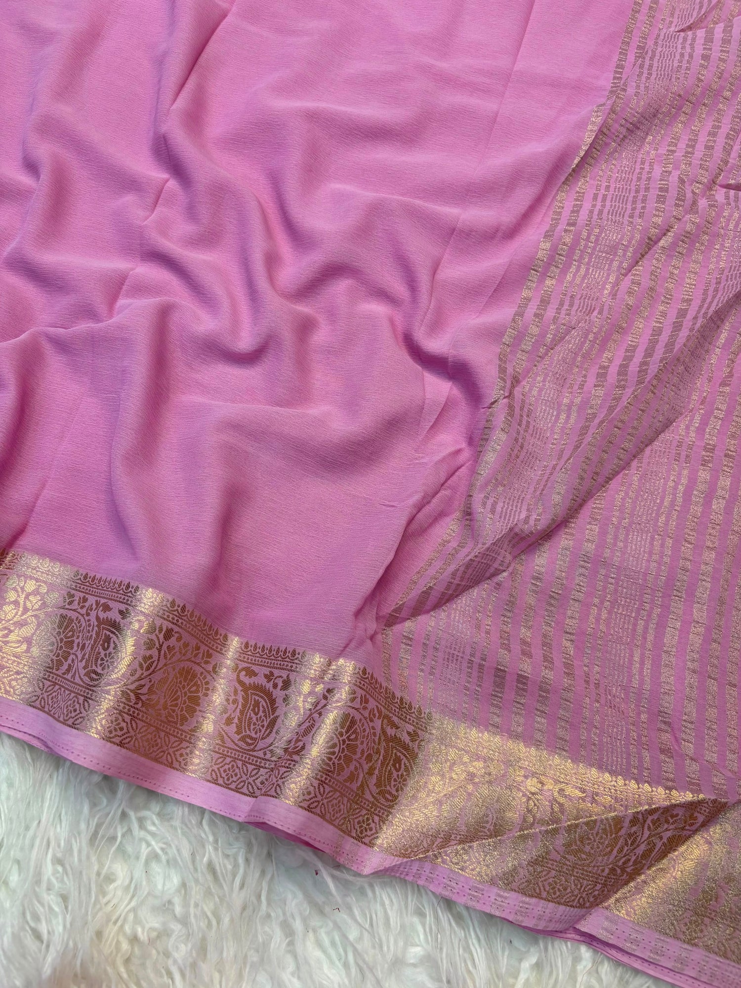 Pure chiffon saree with jacquard pallu(NON-STORE)