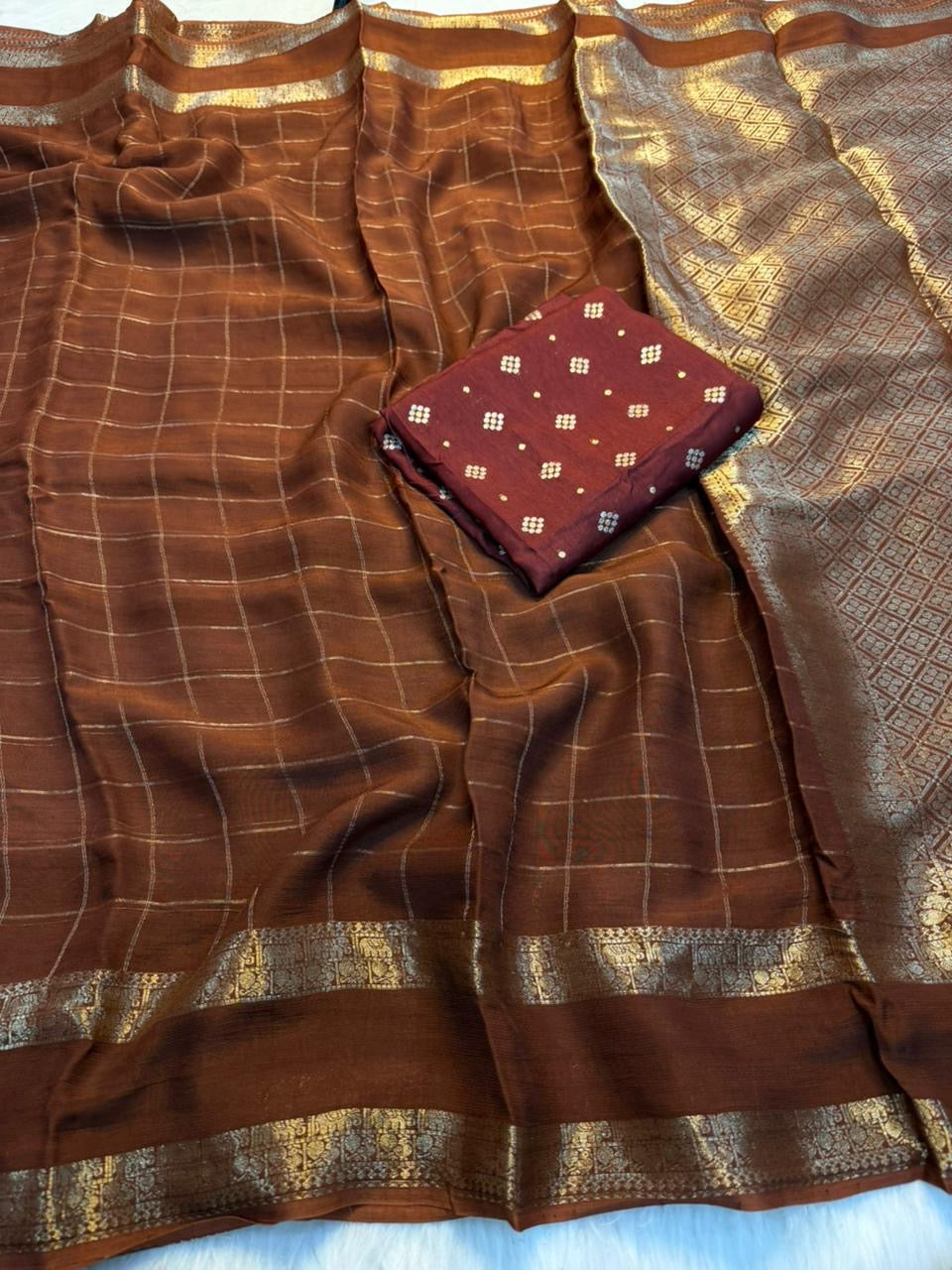 Pure viscose Georgette satin border saree with pallu design with pure viscose blouses(NON-STORE)