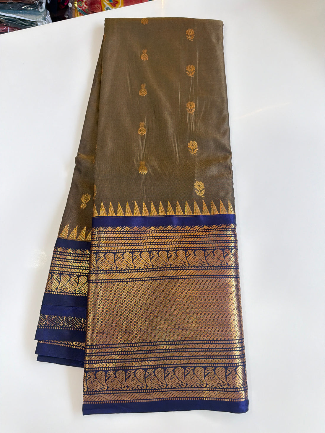 Semi Kanchi pattu vintage