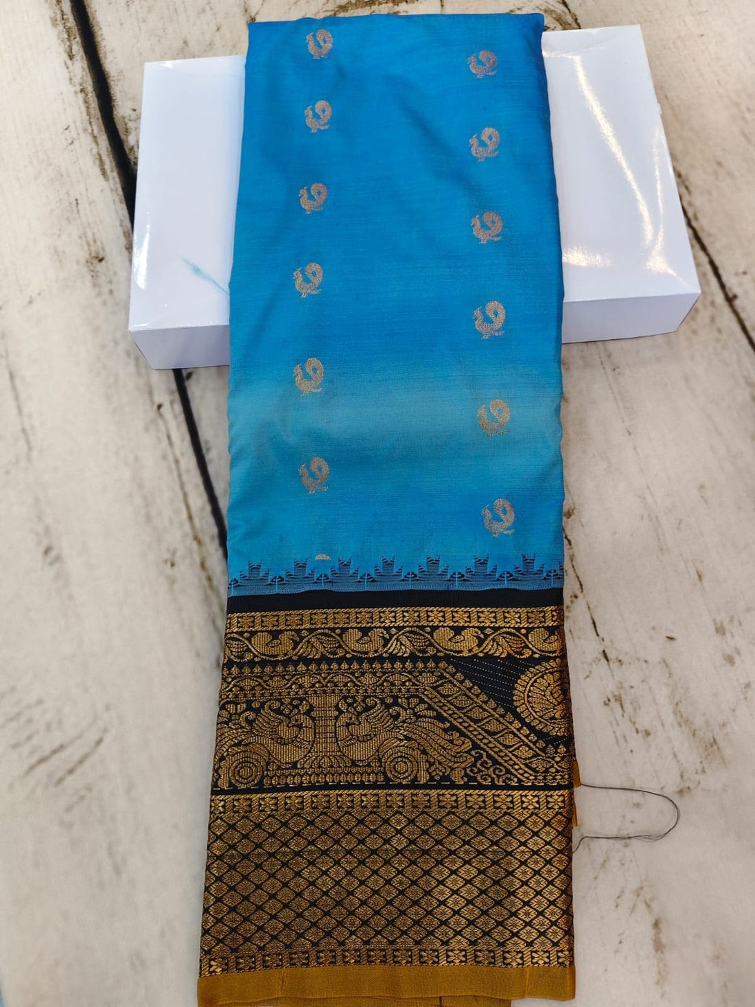 Semi Gadwal sarees