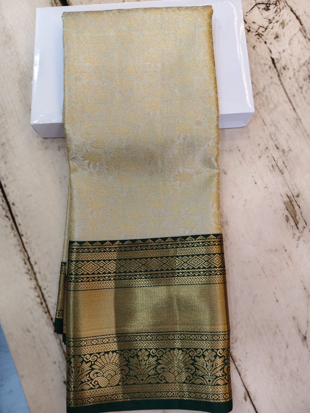 semi Kanchi pattu