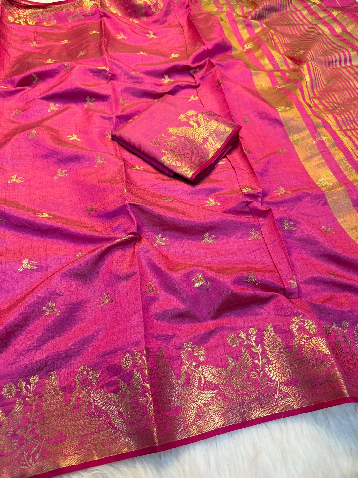 Soft Tusser silk saree with Chit Pallu Saree With Running Blouse(NON-STORE)