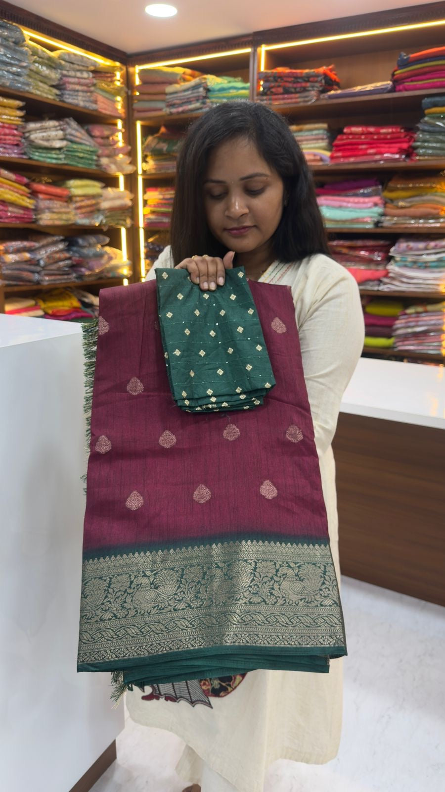 Dola silk saree