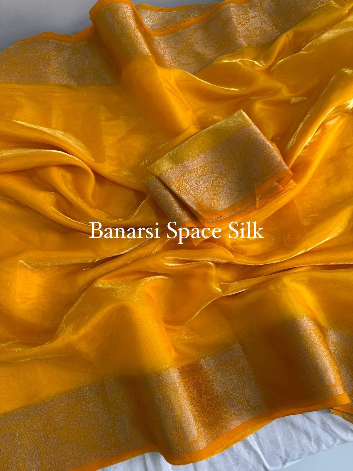 Banarsi Space Silk Saree With Running Blouse &amp; Pallu
