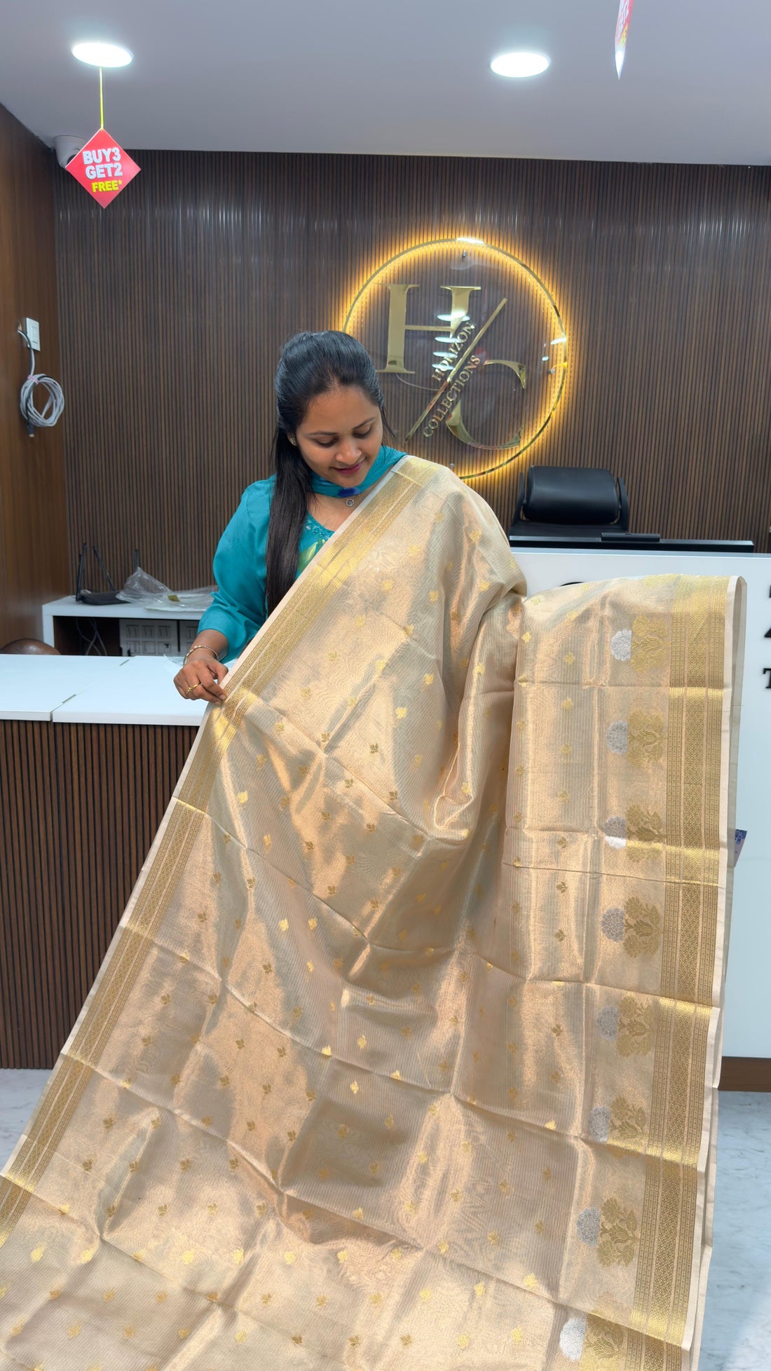 Gold tissue saree