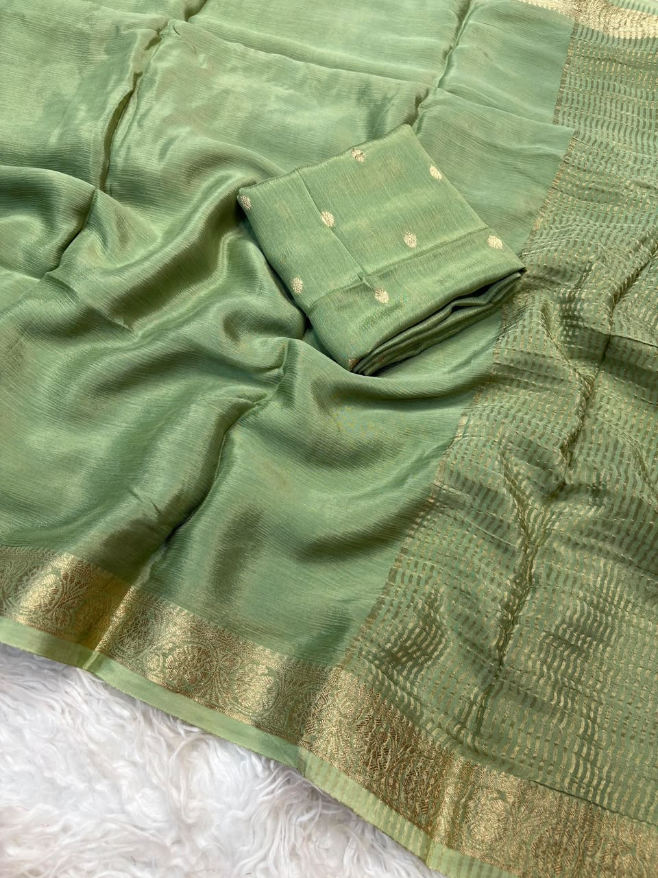 Pure viscose chinnon saree with trending jacquard border with pure viscose chinnon blouse(NON-STORE)
