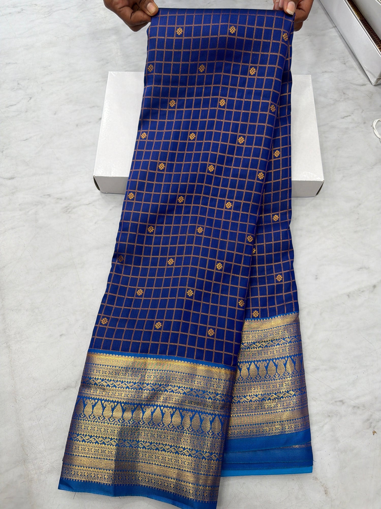 Semi Kanchi pattu