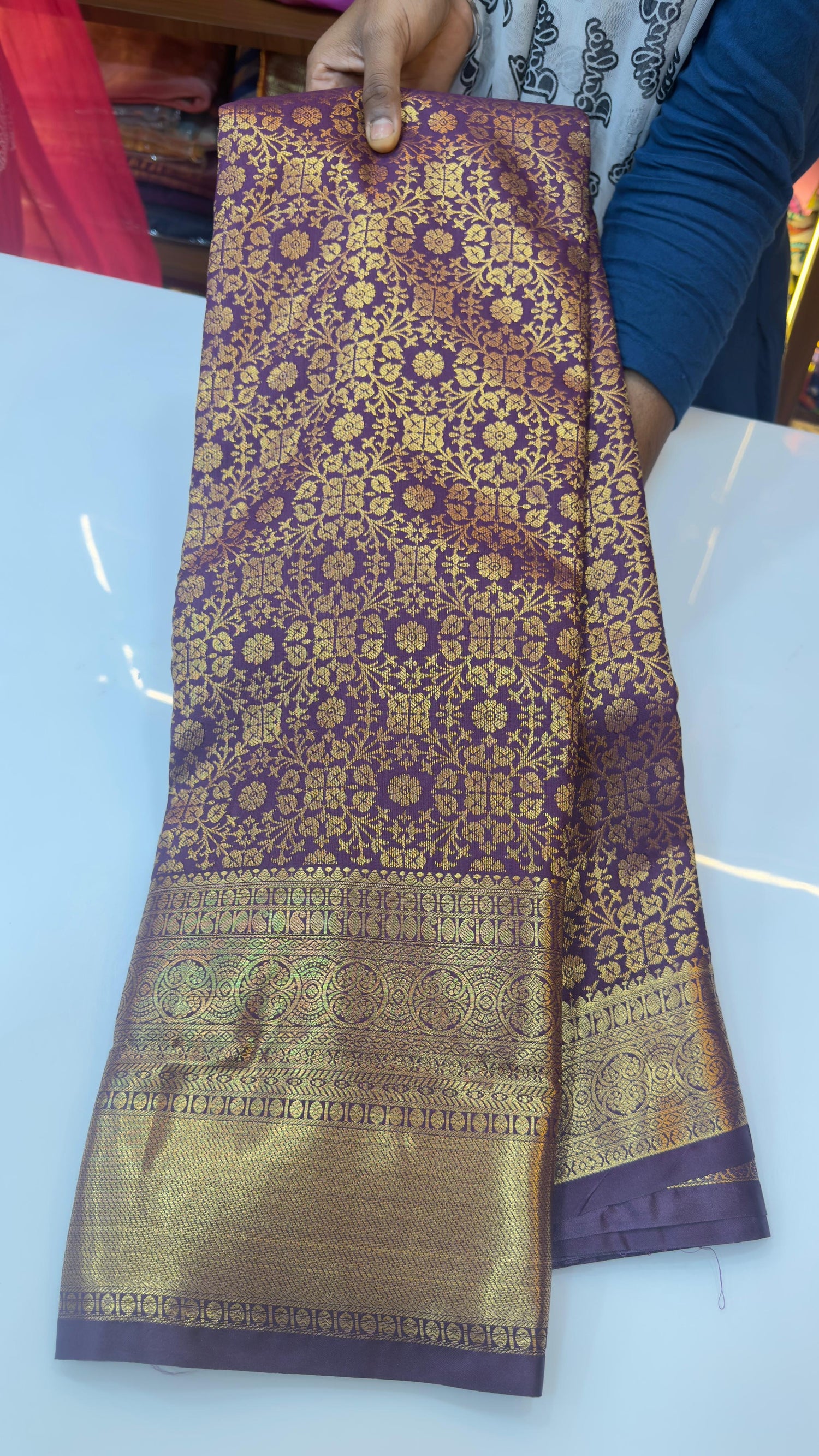 Semi Kanchi pattu