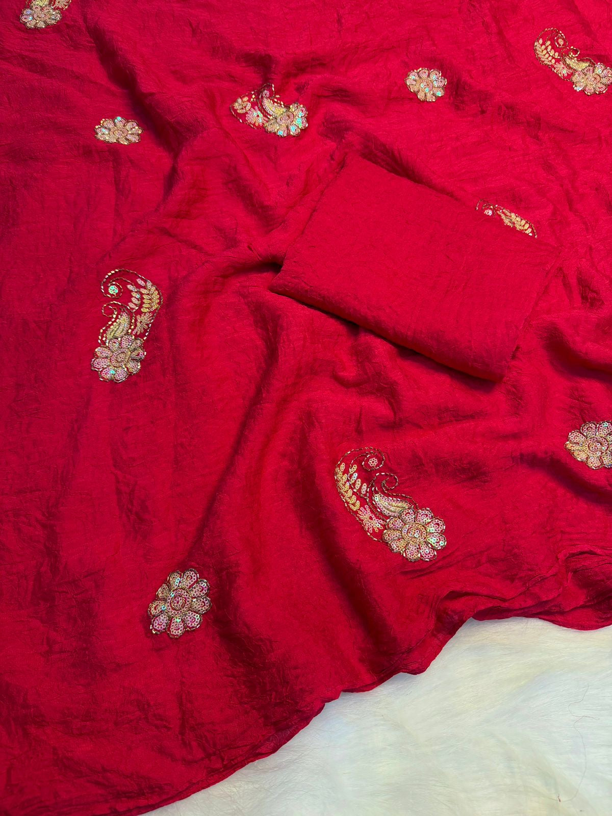 Soft crush silk embroidery and cut Dana work saree with plain running blouse(Non-Store)