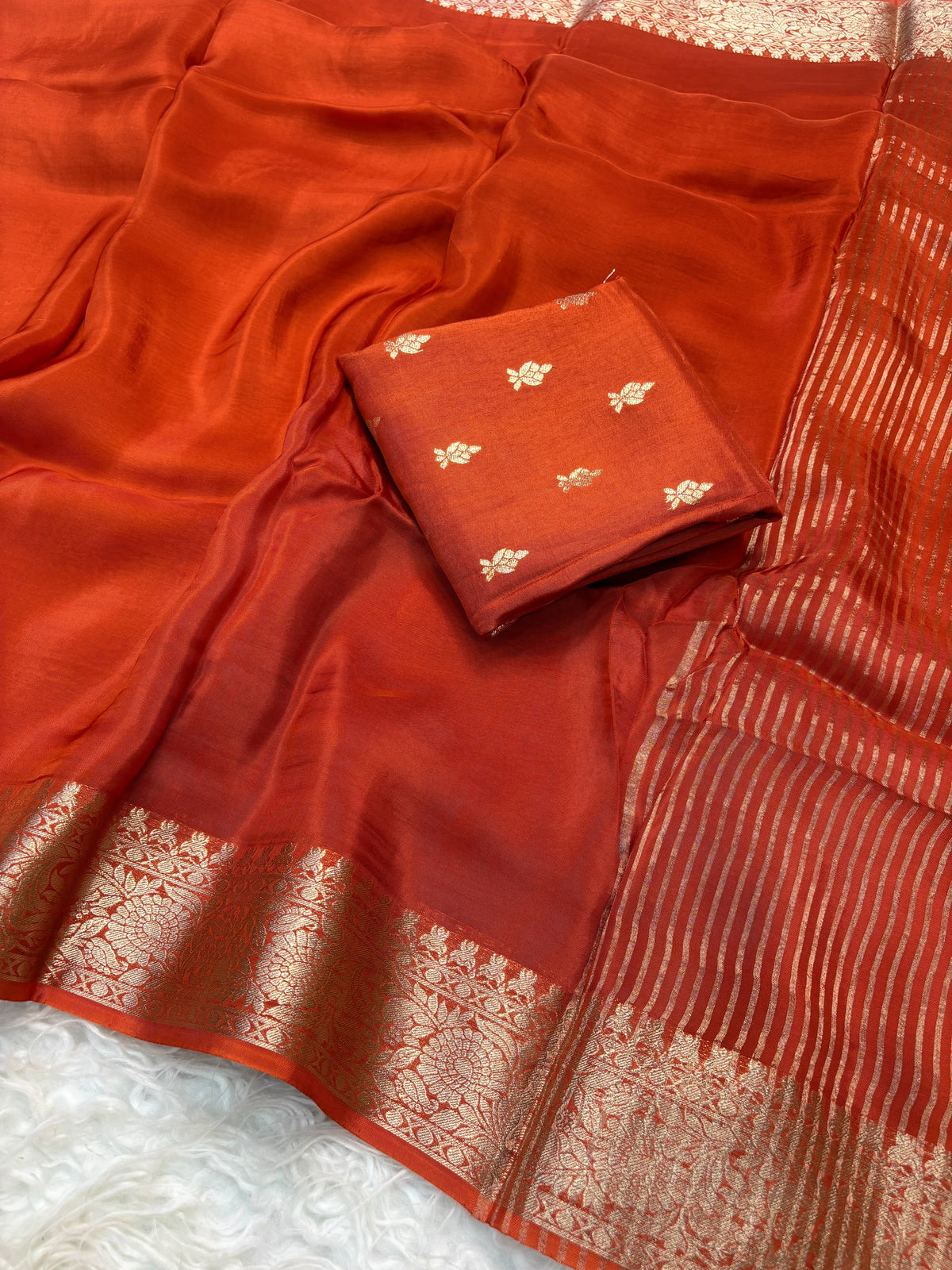 Pure viscose Mysore crepe saree(NON-STORE)