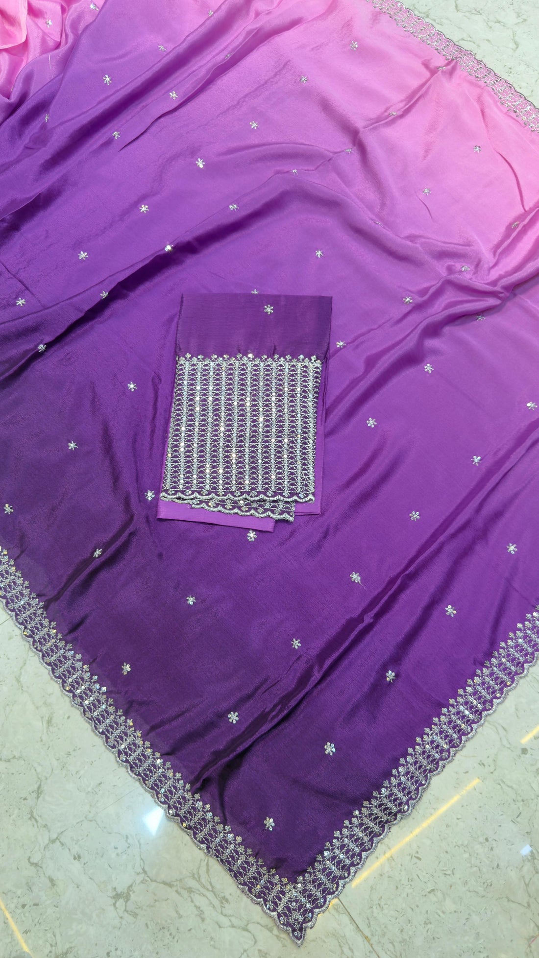 Dual shade chinon sarees