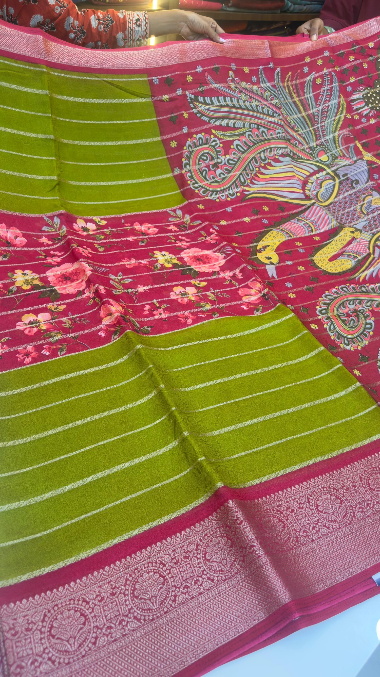 Center  desgin sarees