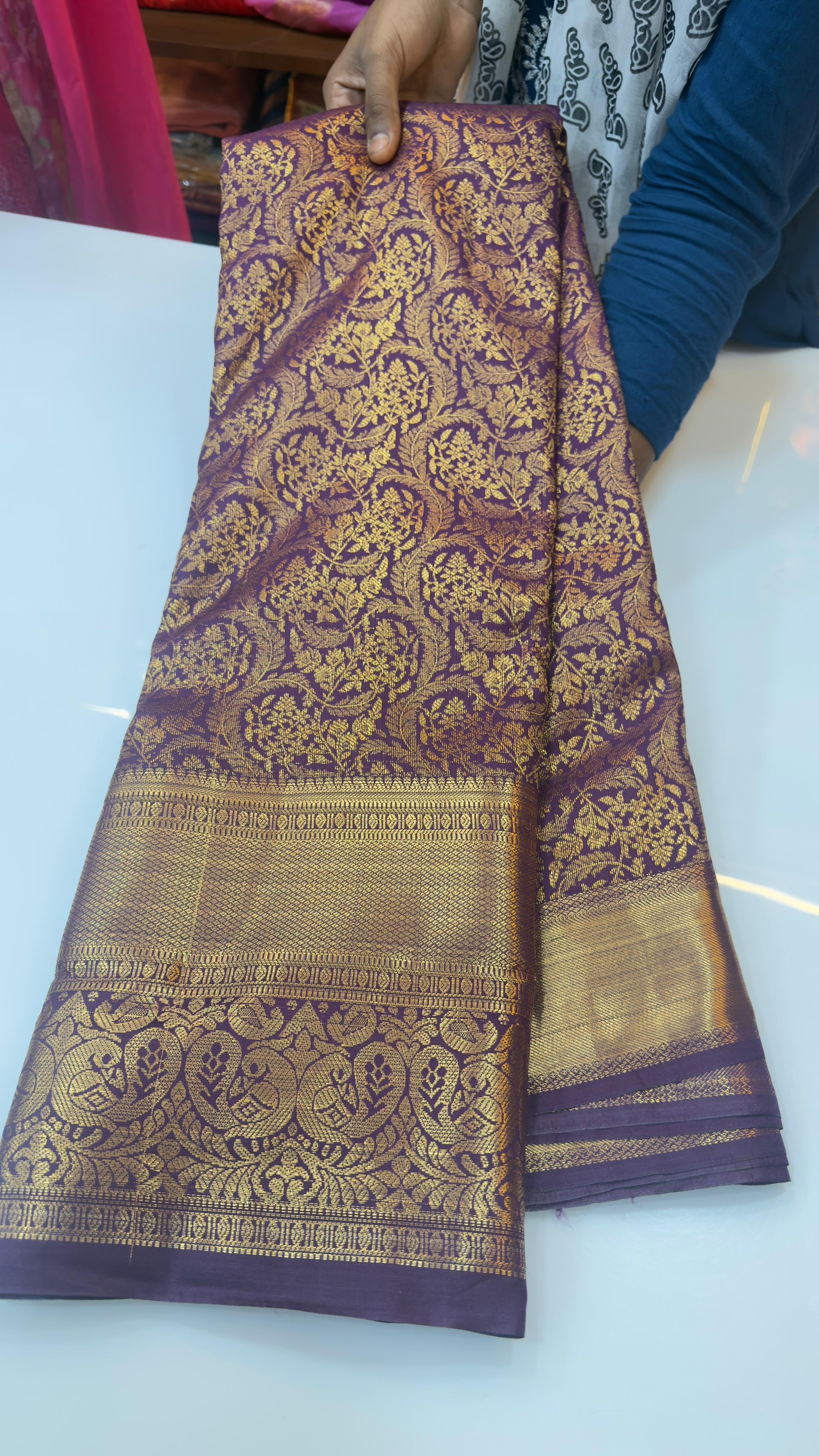 Semi Kanchi pattu