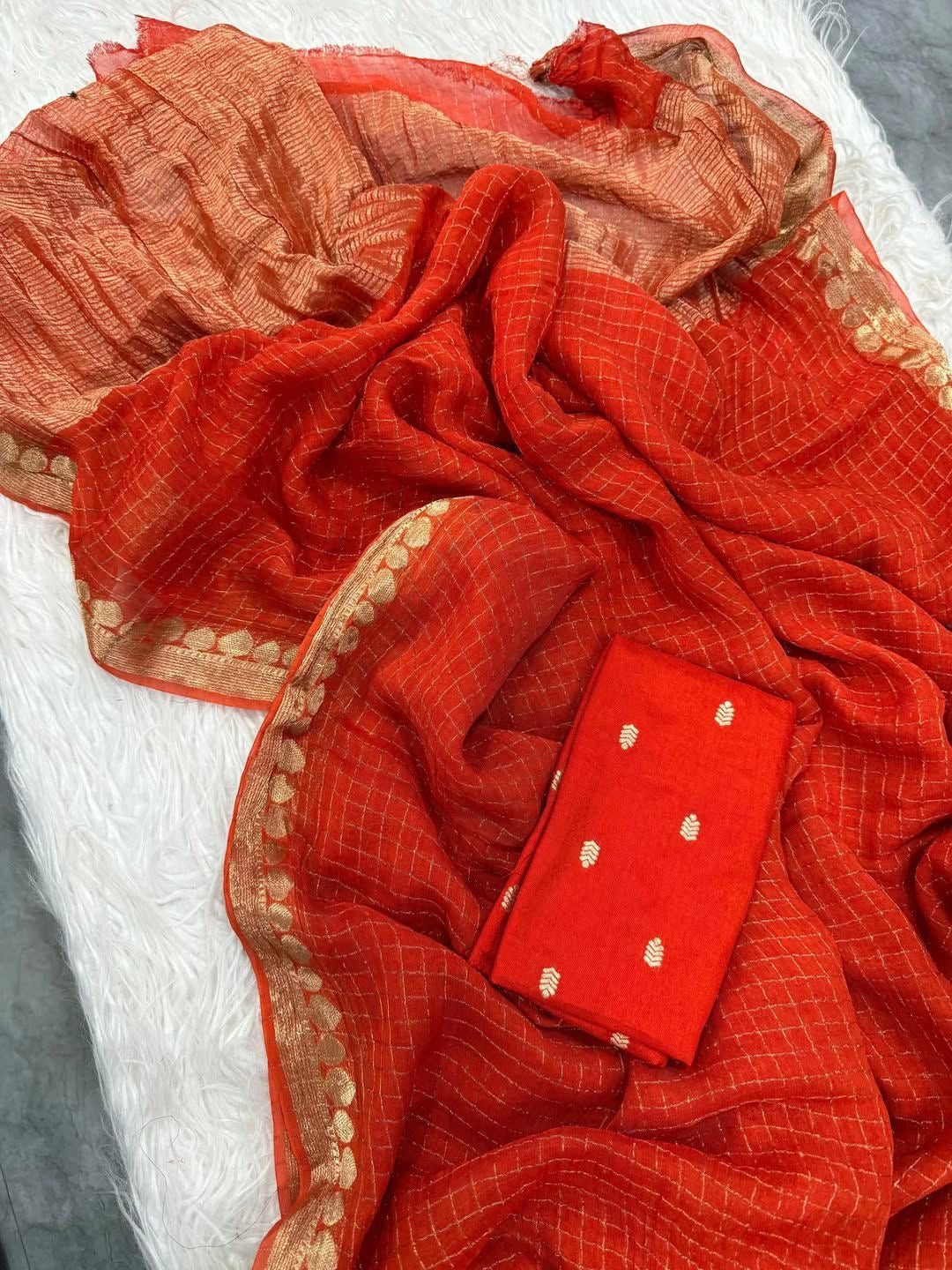 Viscose Georgette Saree With Viscose Blouse