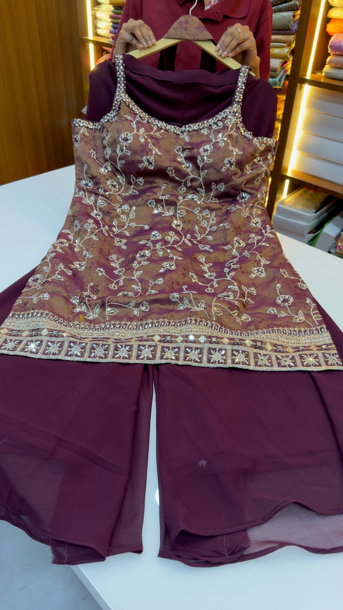 Sharara in floral design