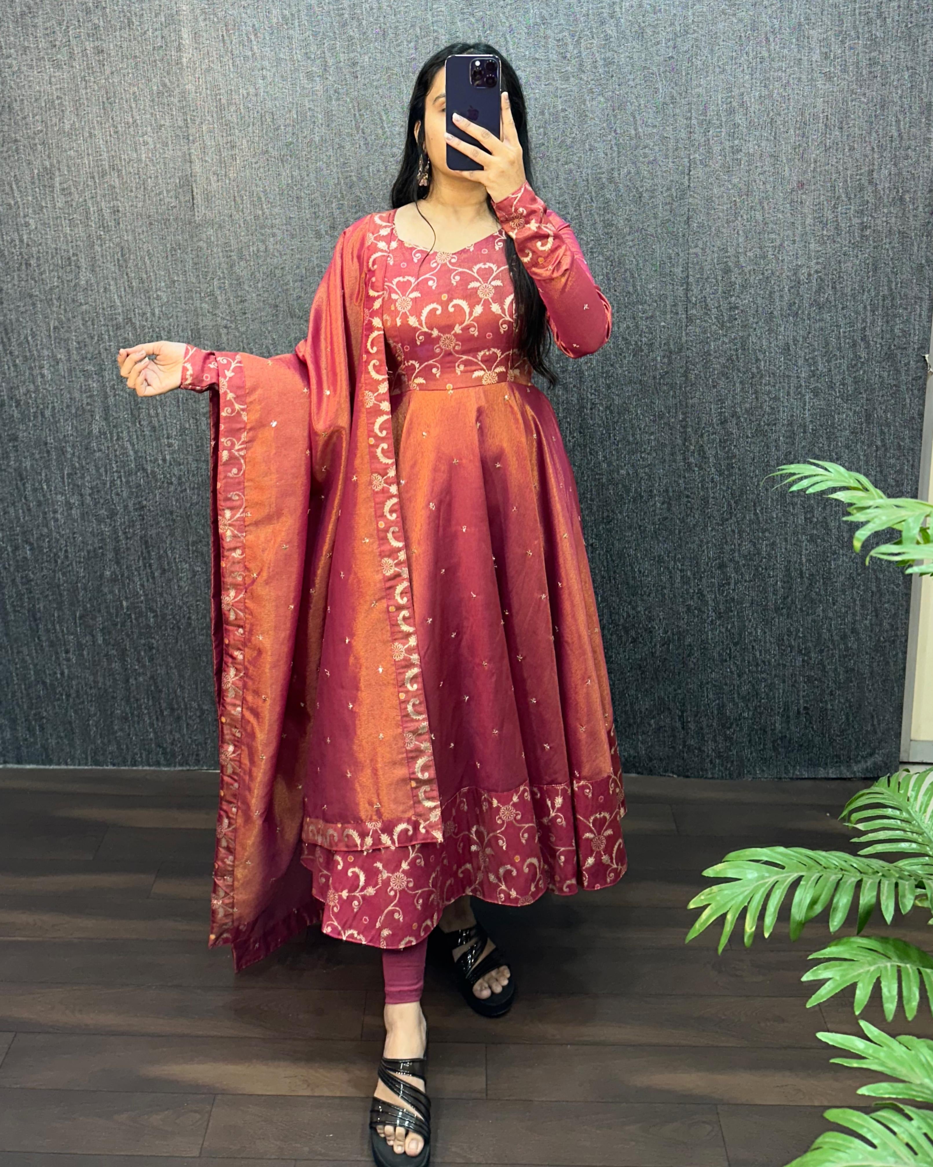 ORIGINAL BANARASI TISSU TWO TONE WITH EMBROIDERY WITH 3mm SEQUENCE THREAD WORK WOTH