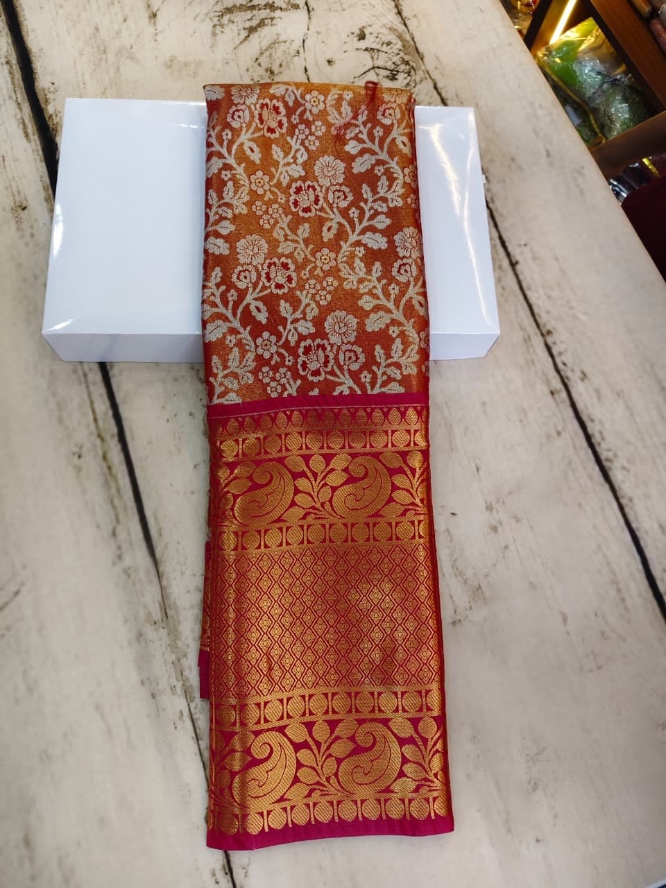 Semi Kanchi pattu