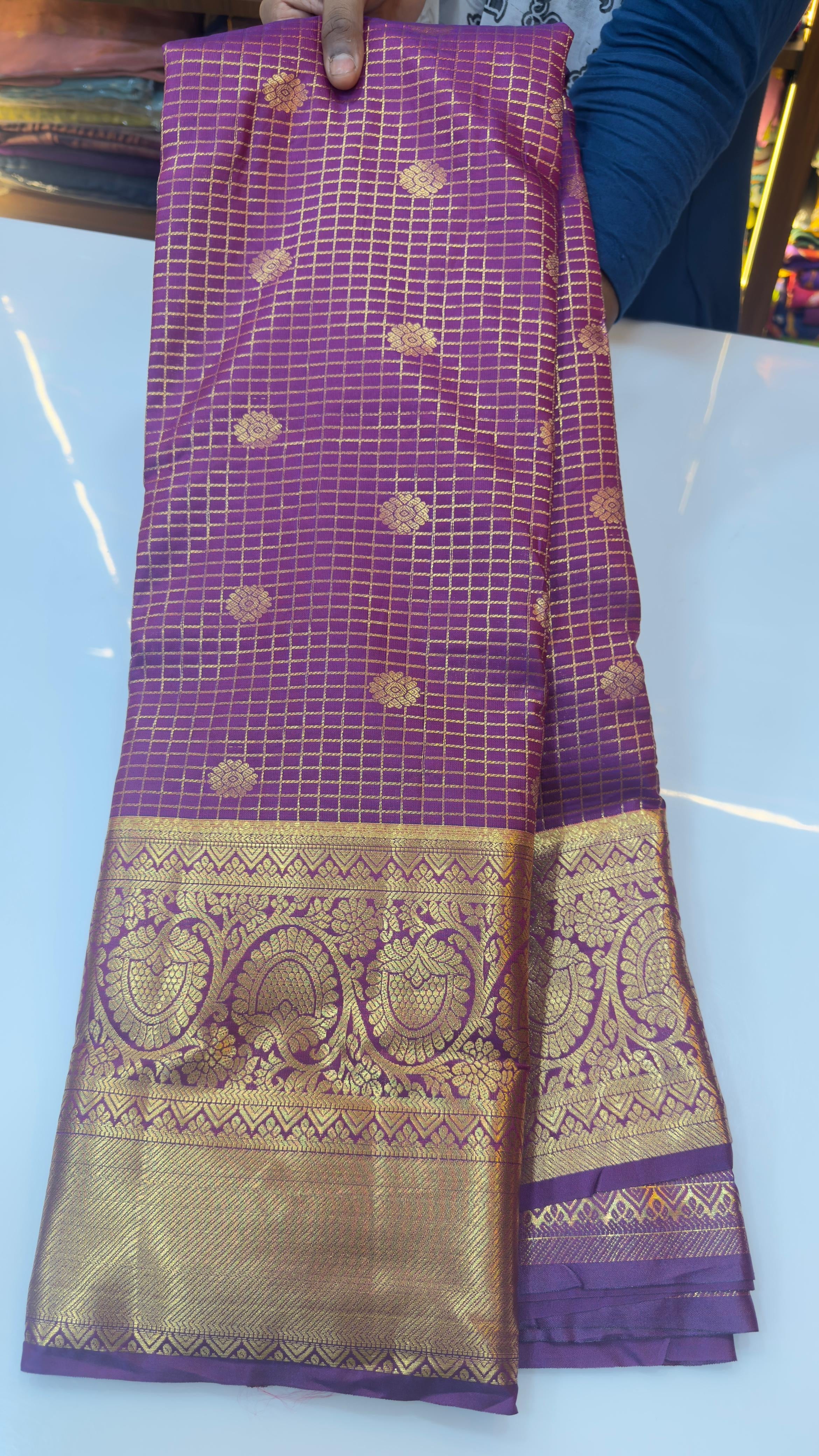 Semi Kanchi pattu