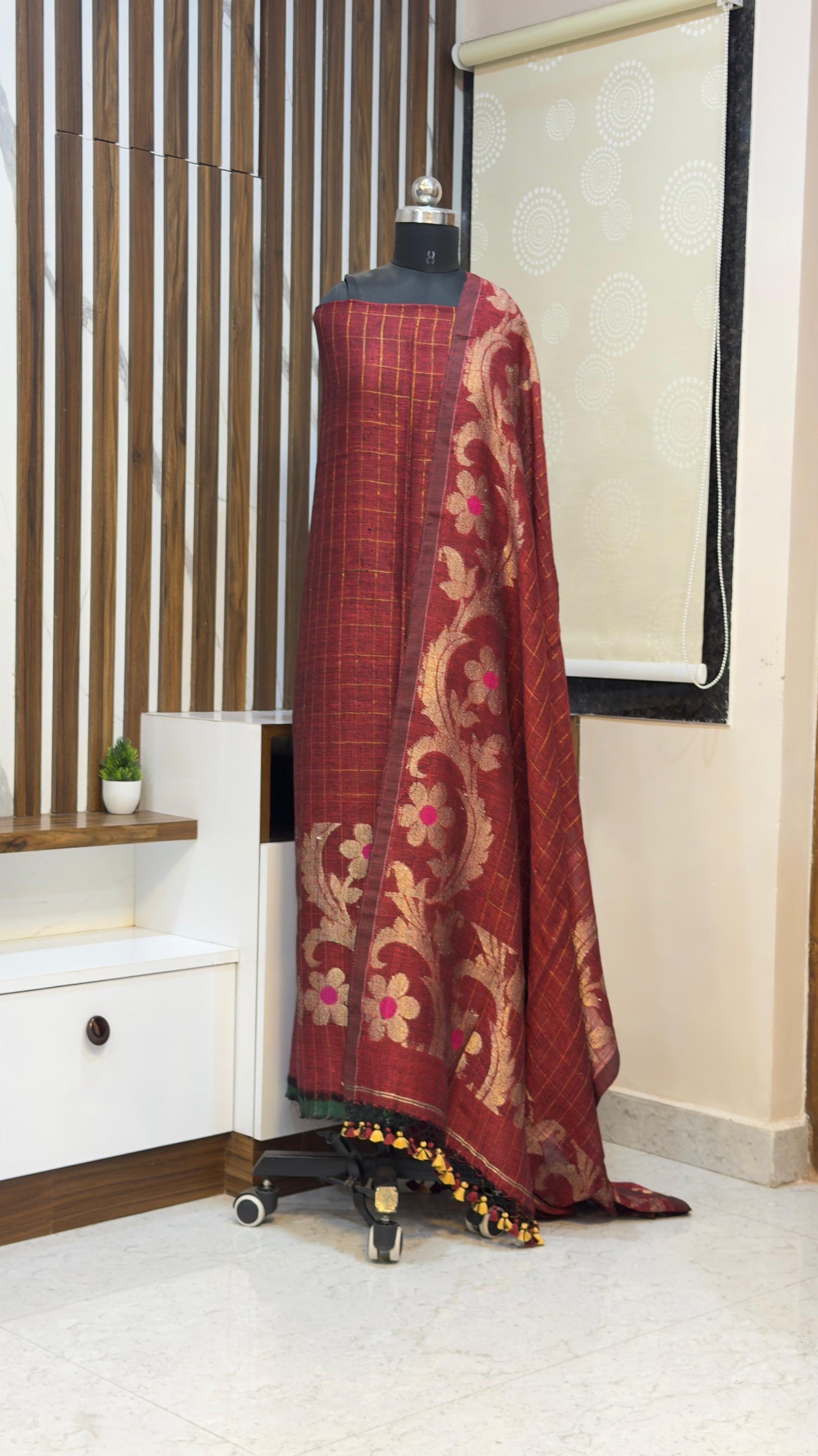 Handloom Lenin Jamdhani Dress materials(PRE BOOKING)