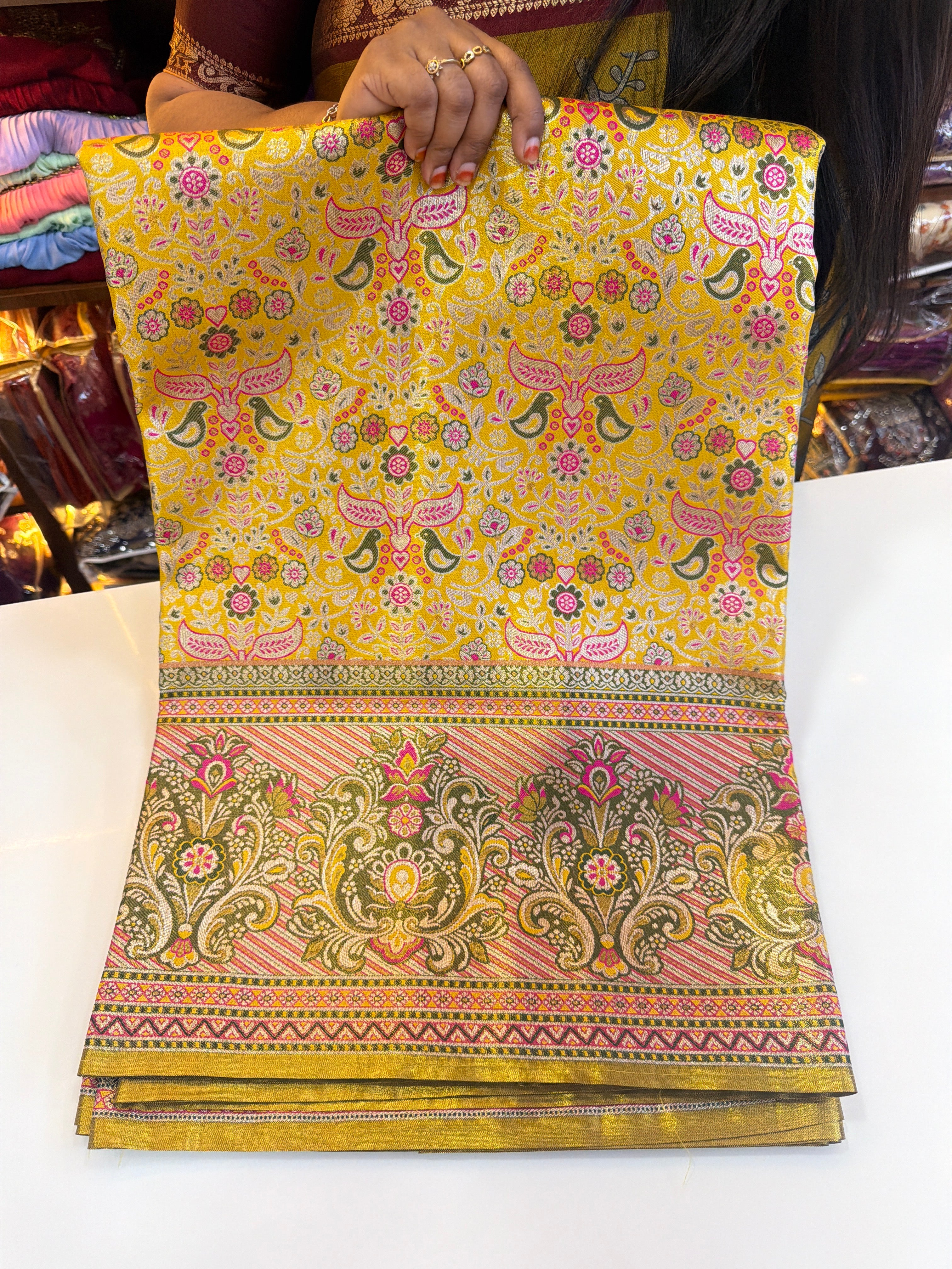 Meenakari pattu