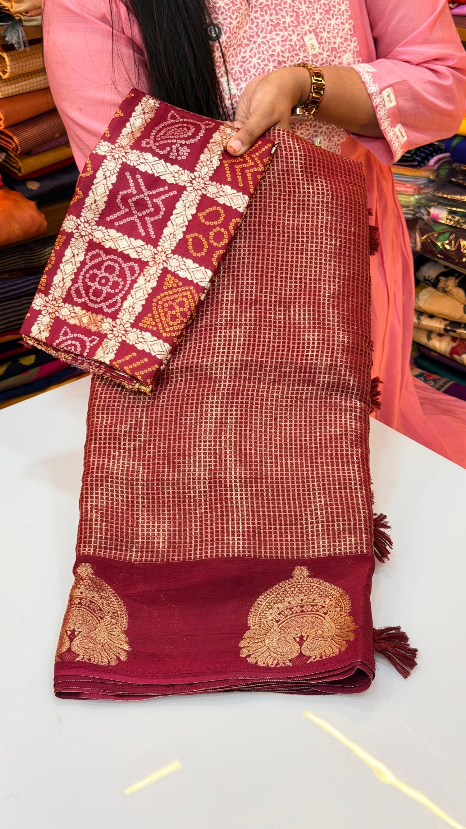 Banarasi Georgette sarees with all over zari and open borders(blouse design may vary )
